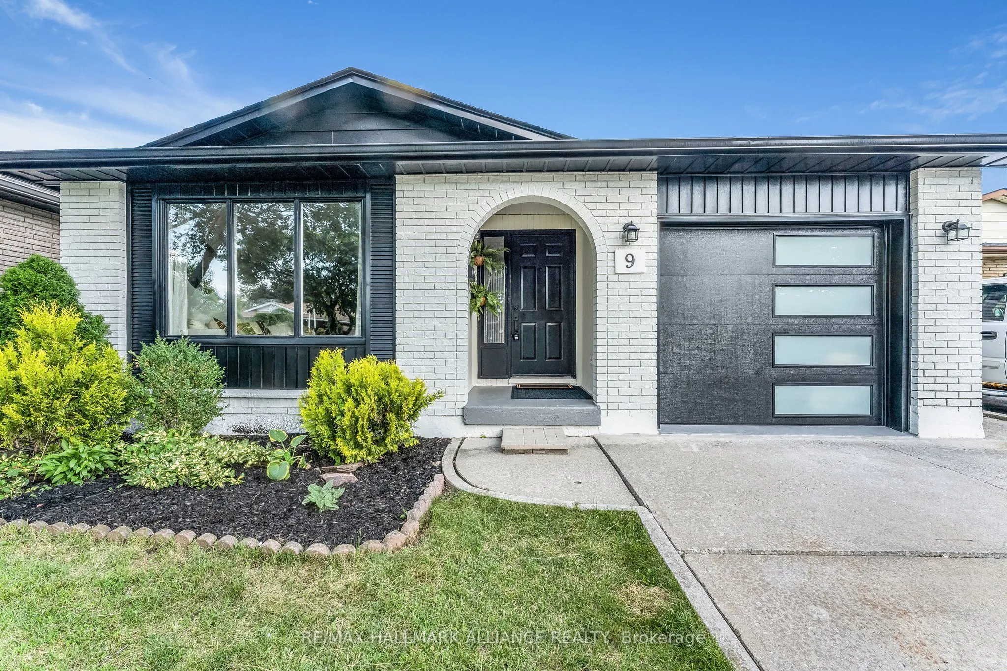 9 Piper Place, #Main