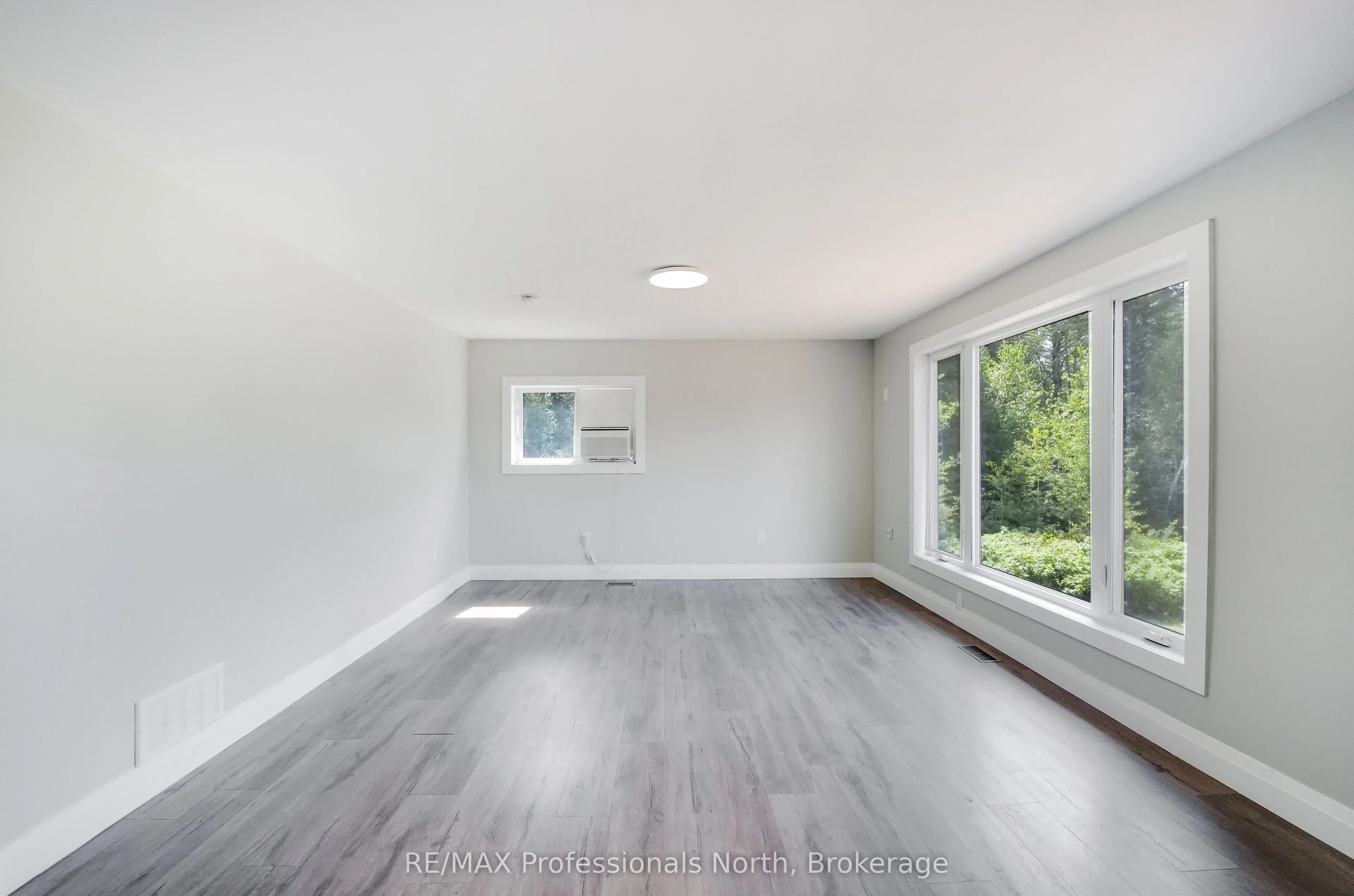 1130 Saunders Road