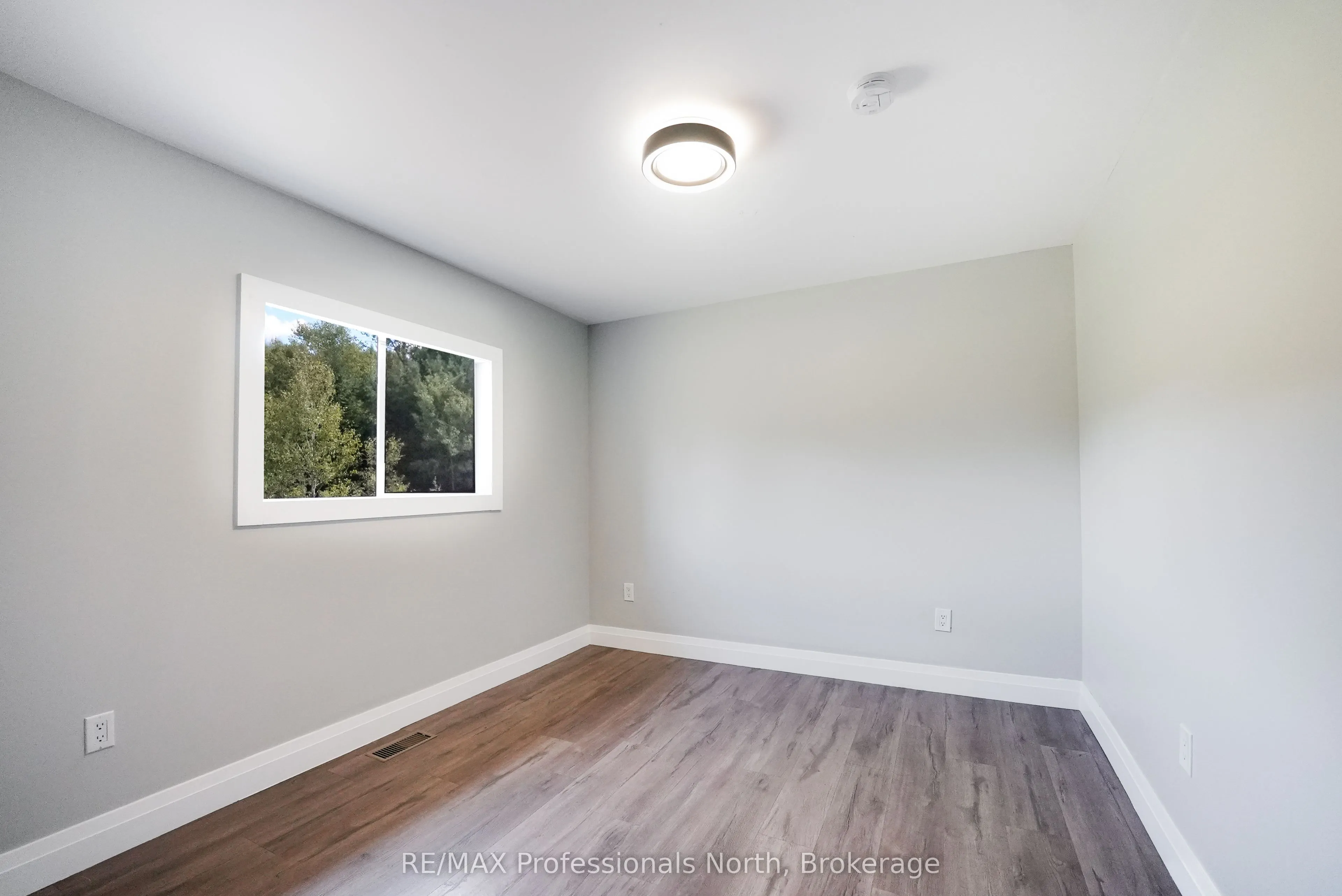 1130 Saunders Road