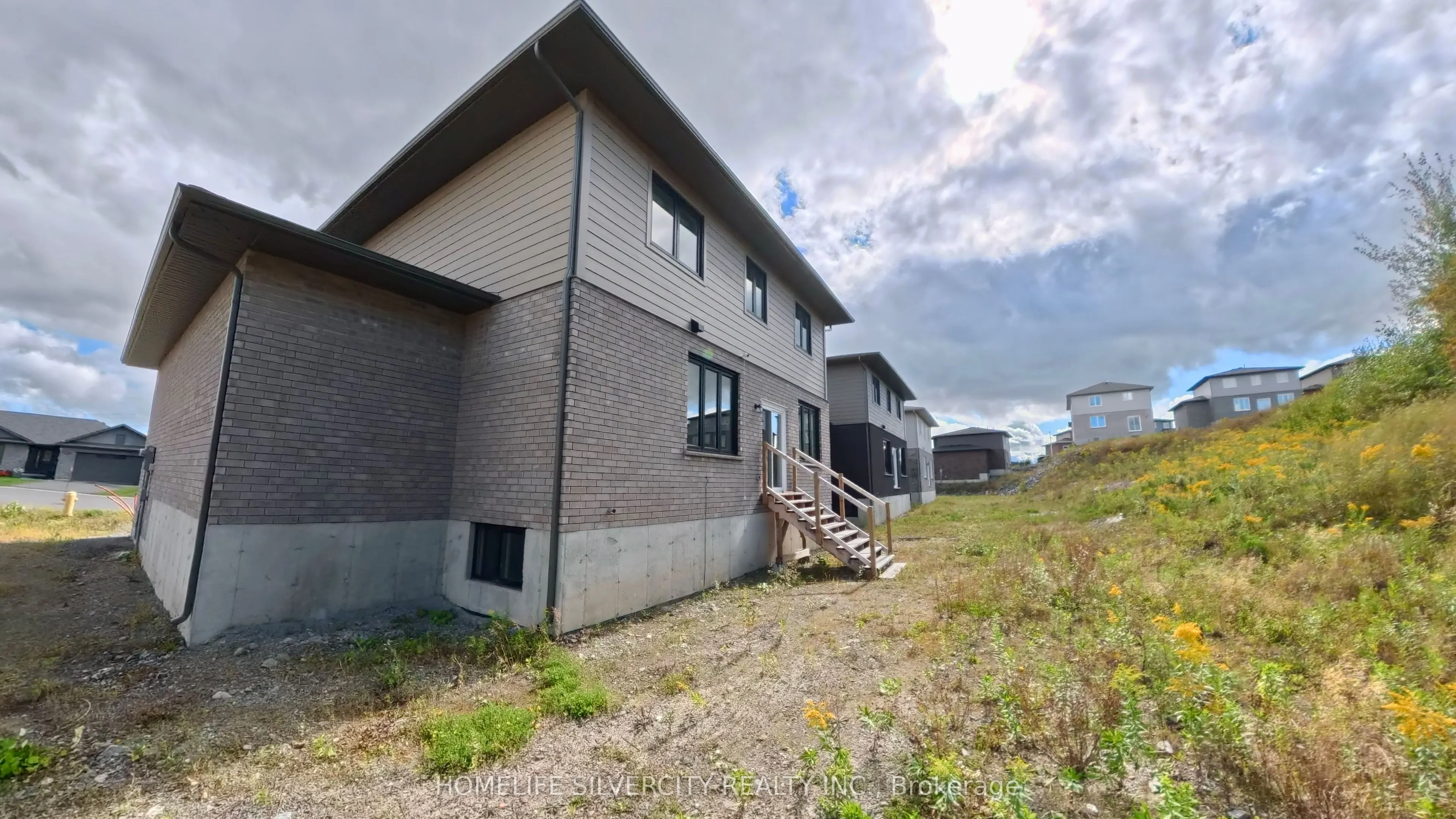 532 Bonaventure Court