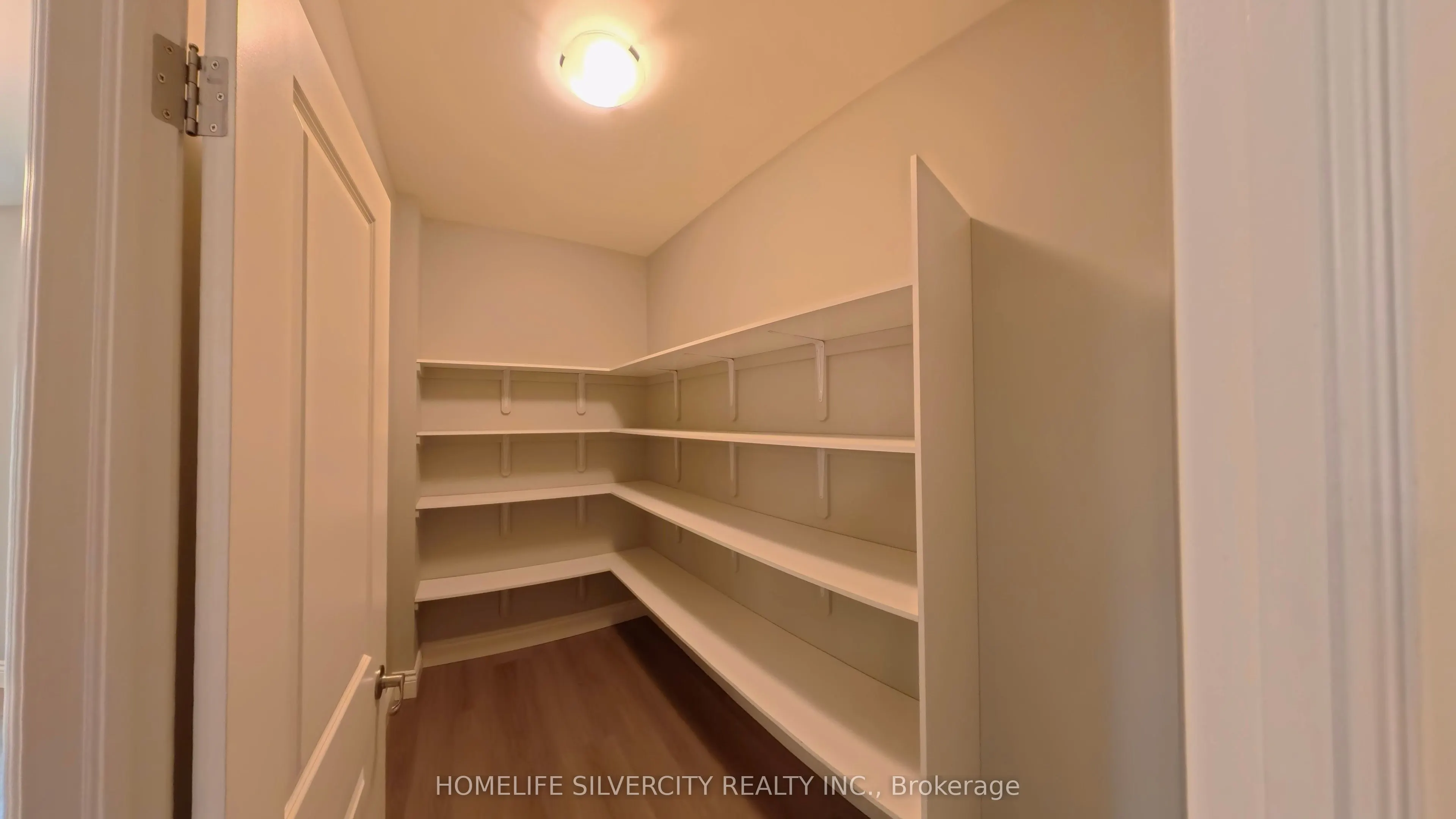 532 Bonaventure Court