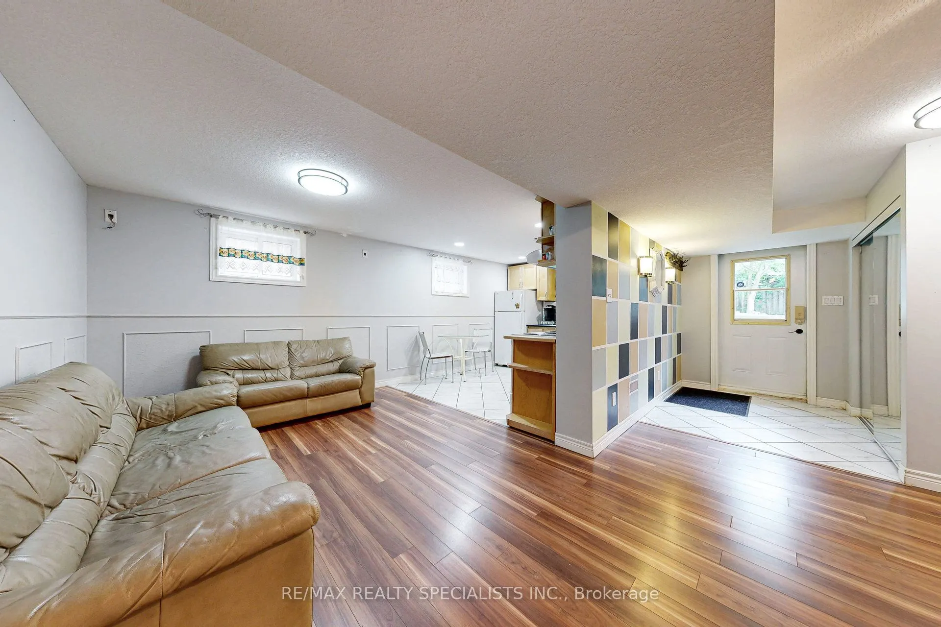 99 Pinnacle Drive