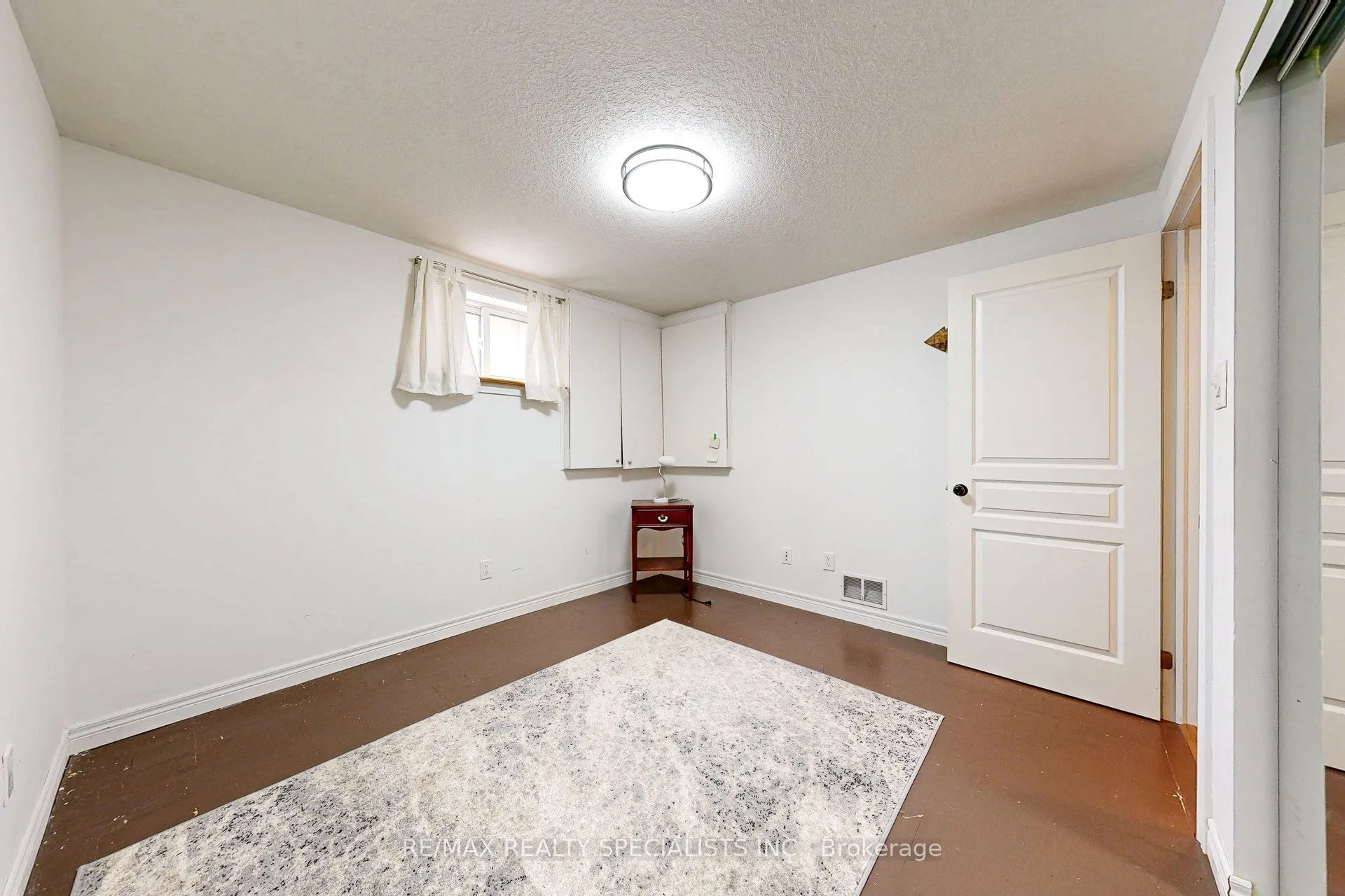 99 Pinnacle Drive