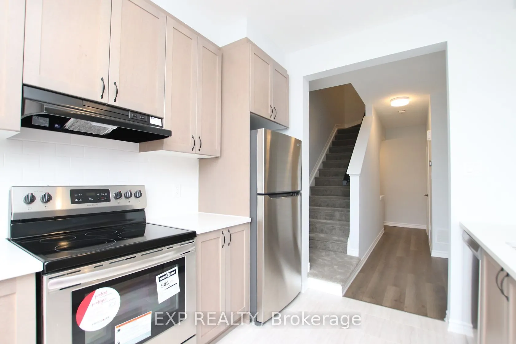 39 LENTAGO Avenue
