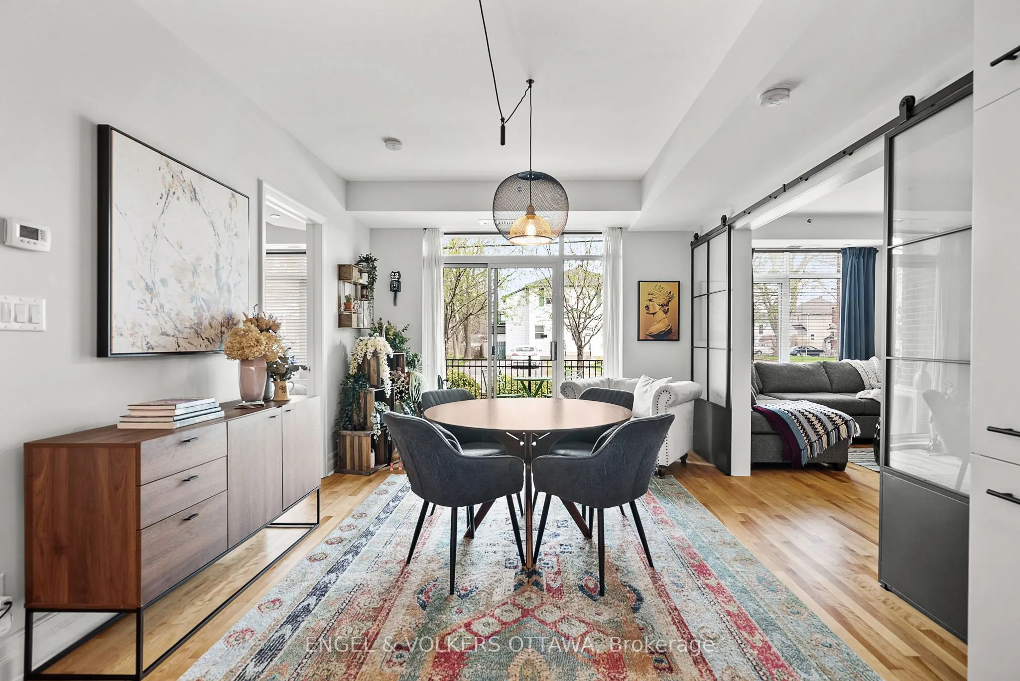 950 Marguerite Avenue, #107