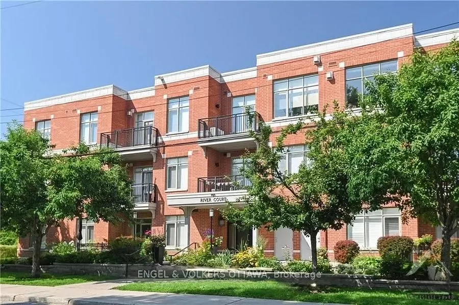 950 Marguerite Avenue, #107