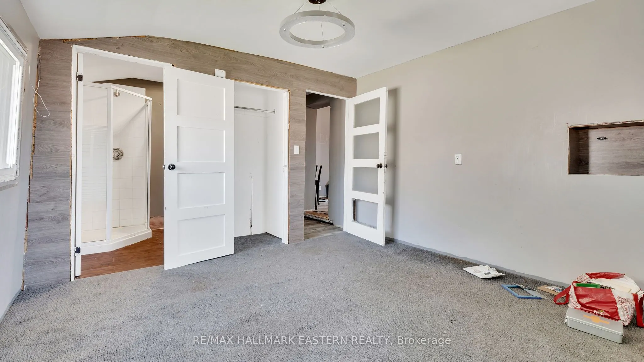 14 OTTAWA Street W