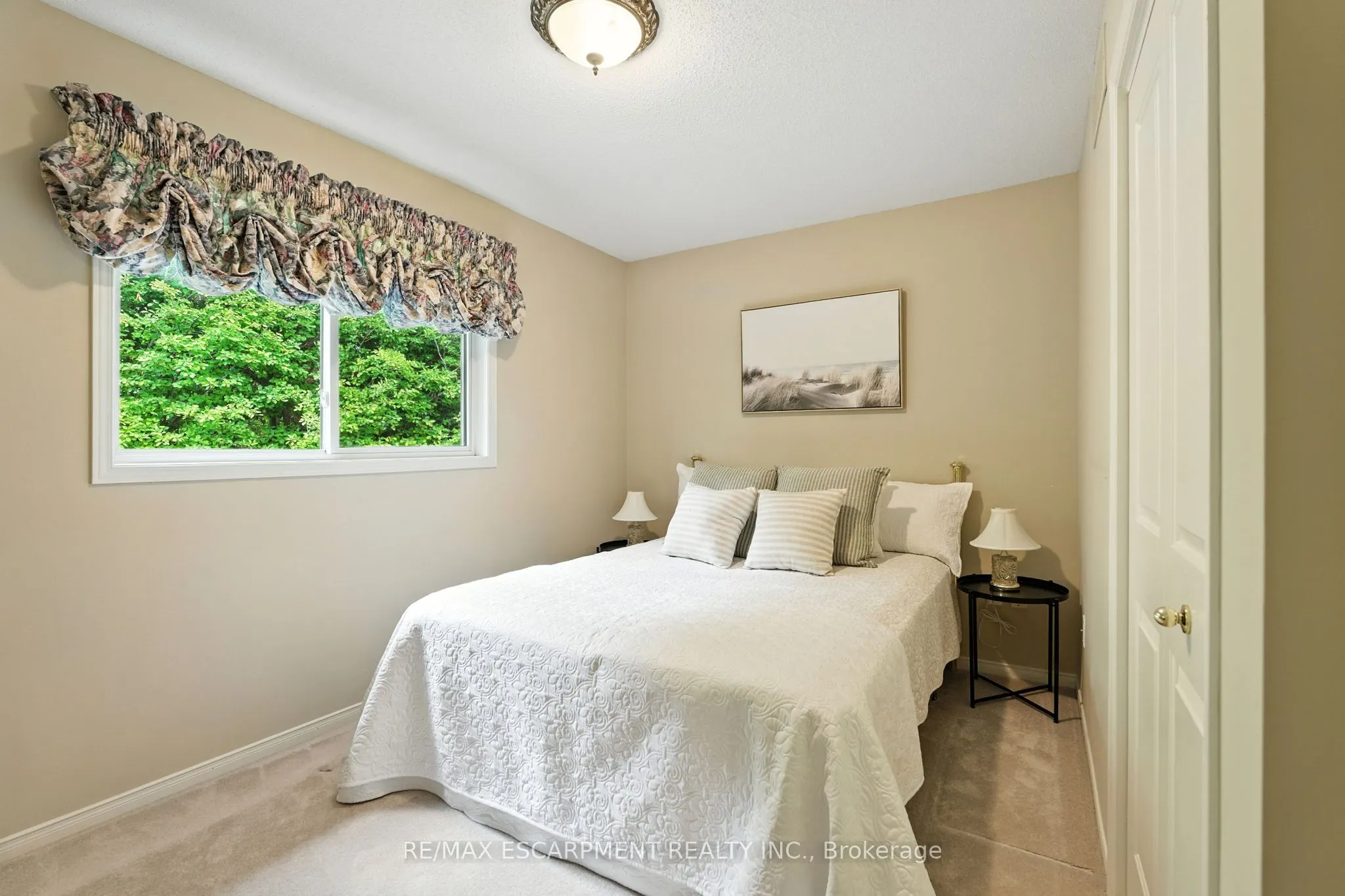 18 Naples Boulevard