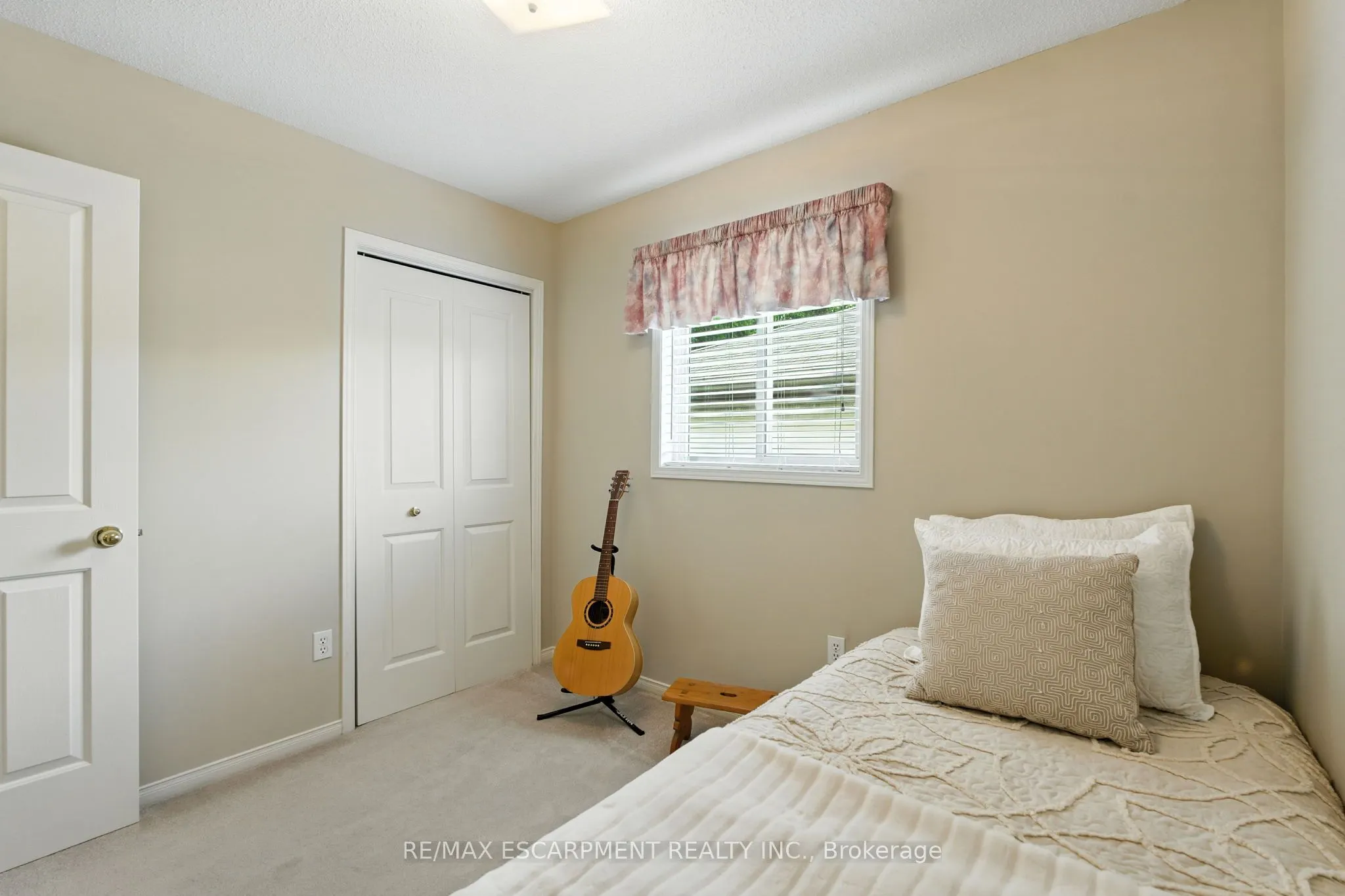 18 Naples Boulevard