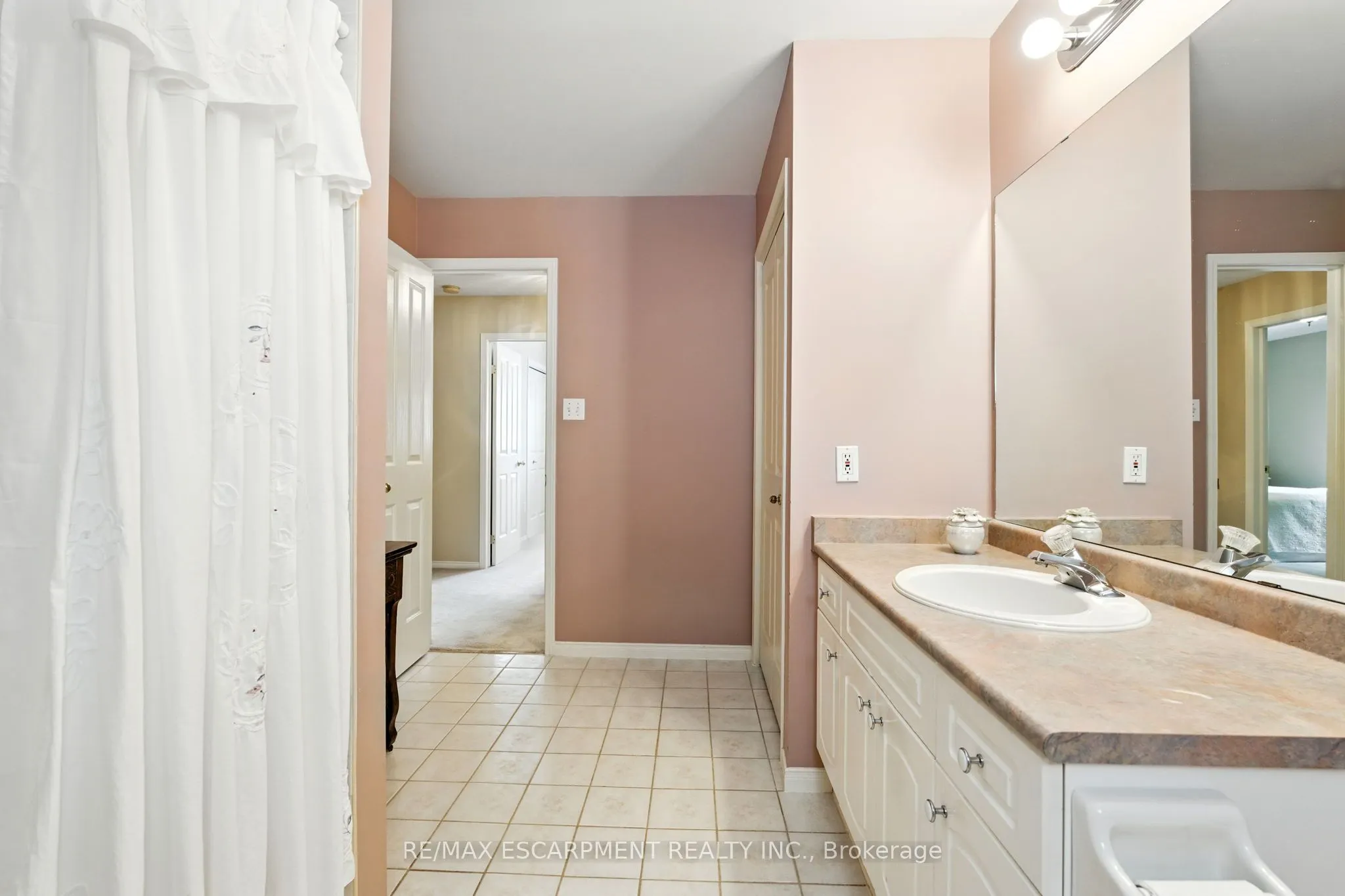 18 Naples Boulevard