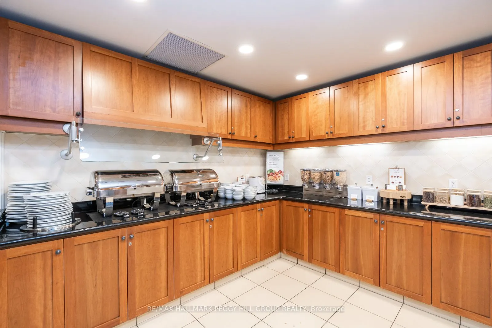 285 Steamship Bay Road, #410