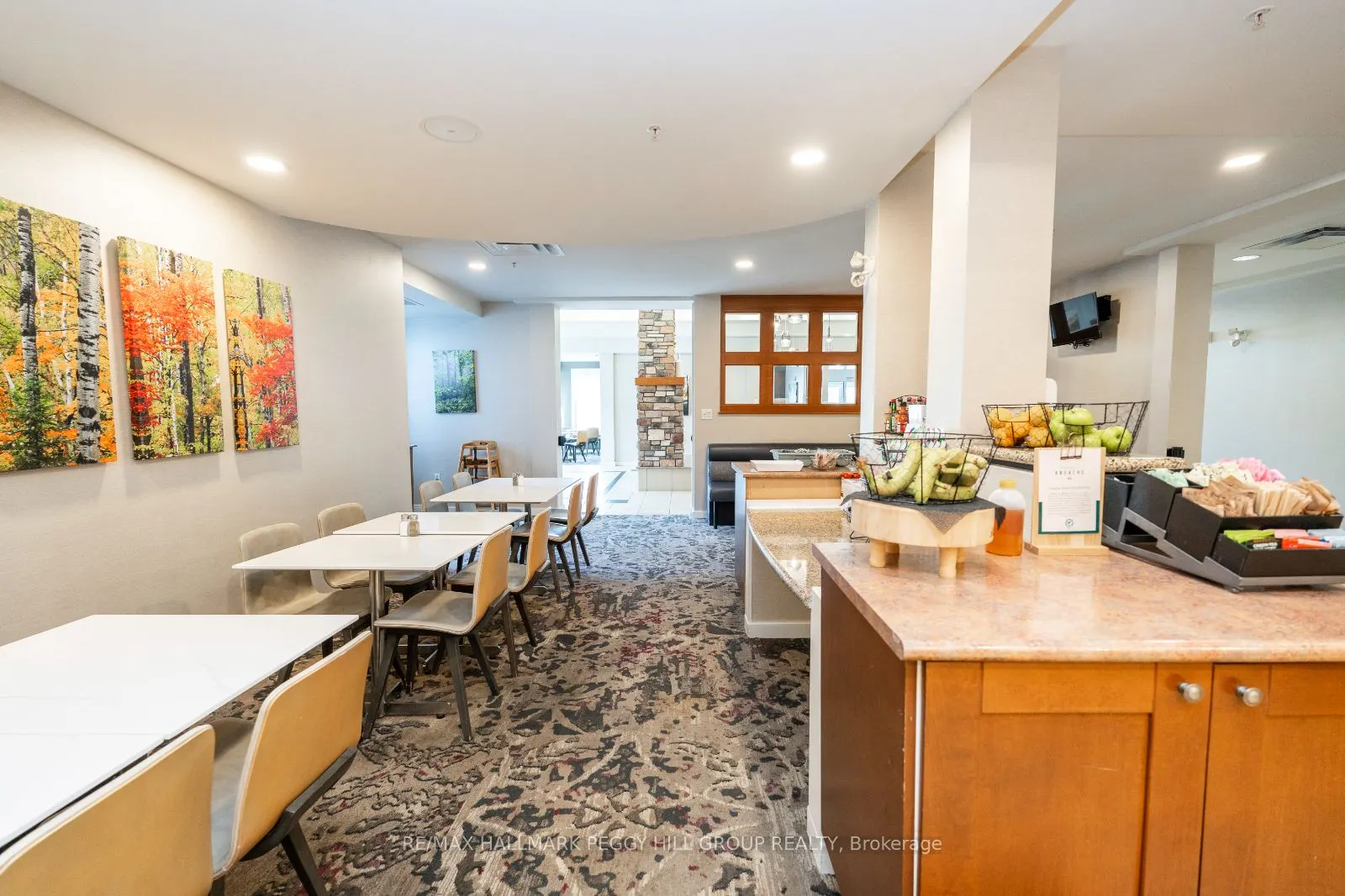 285 Steamship Bay Road, #410