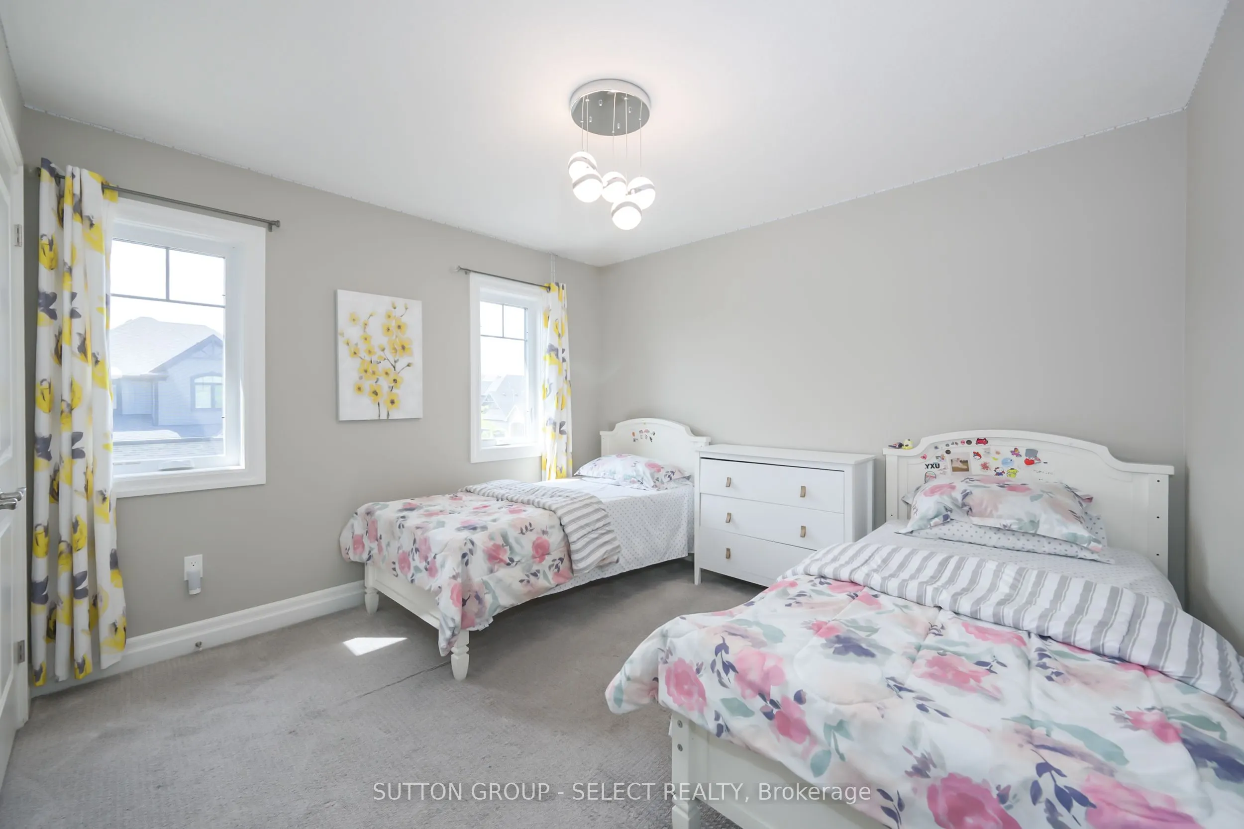 1061 Eagletrace Drive, #33