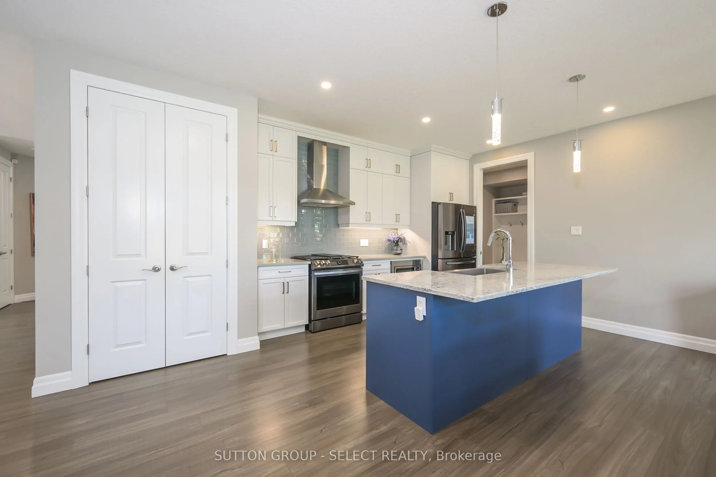 1061 Eagletrace Drive, #33
