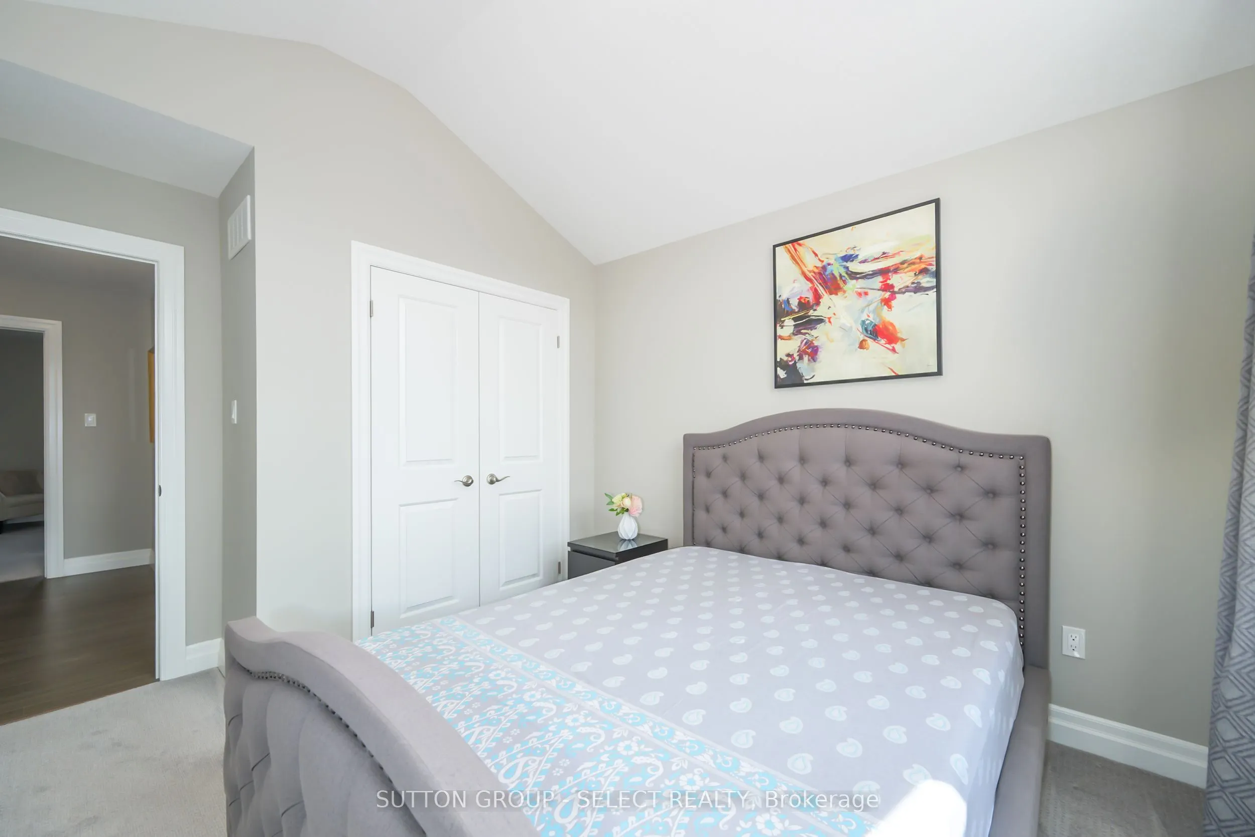1061 Eagletrace Drive, #33