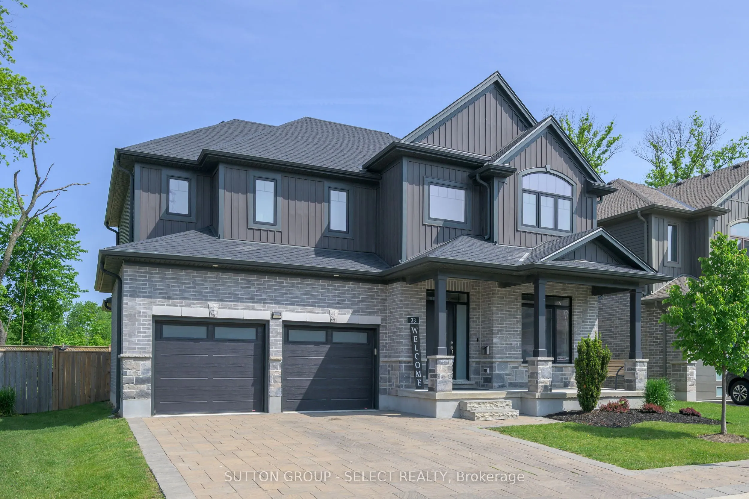 1061 Eagletrace Drive, #33