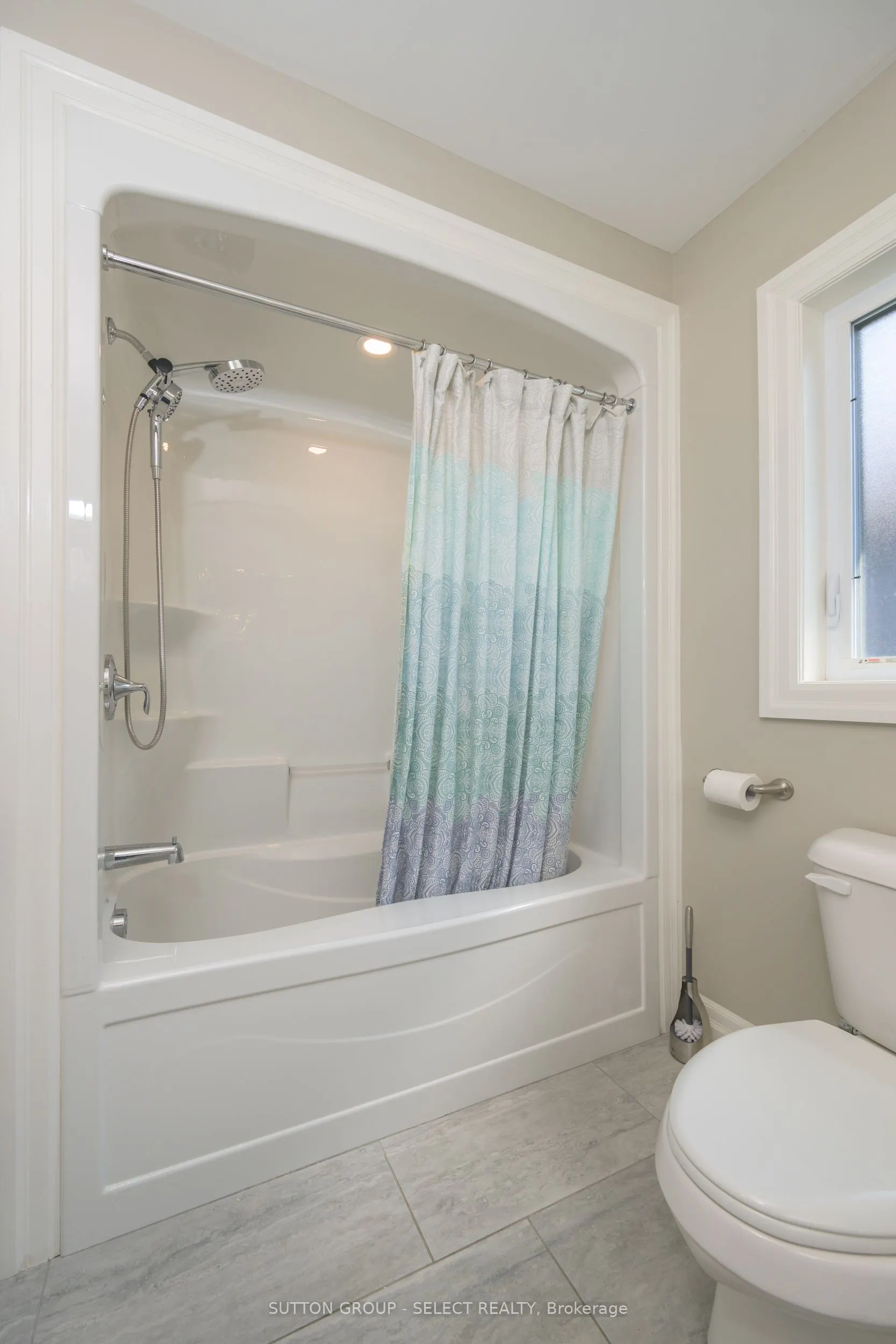 1061 Eagletrace Drive, #33