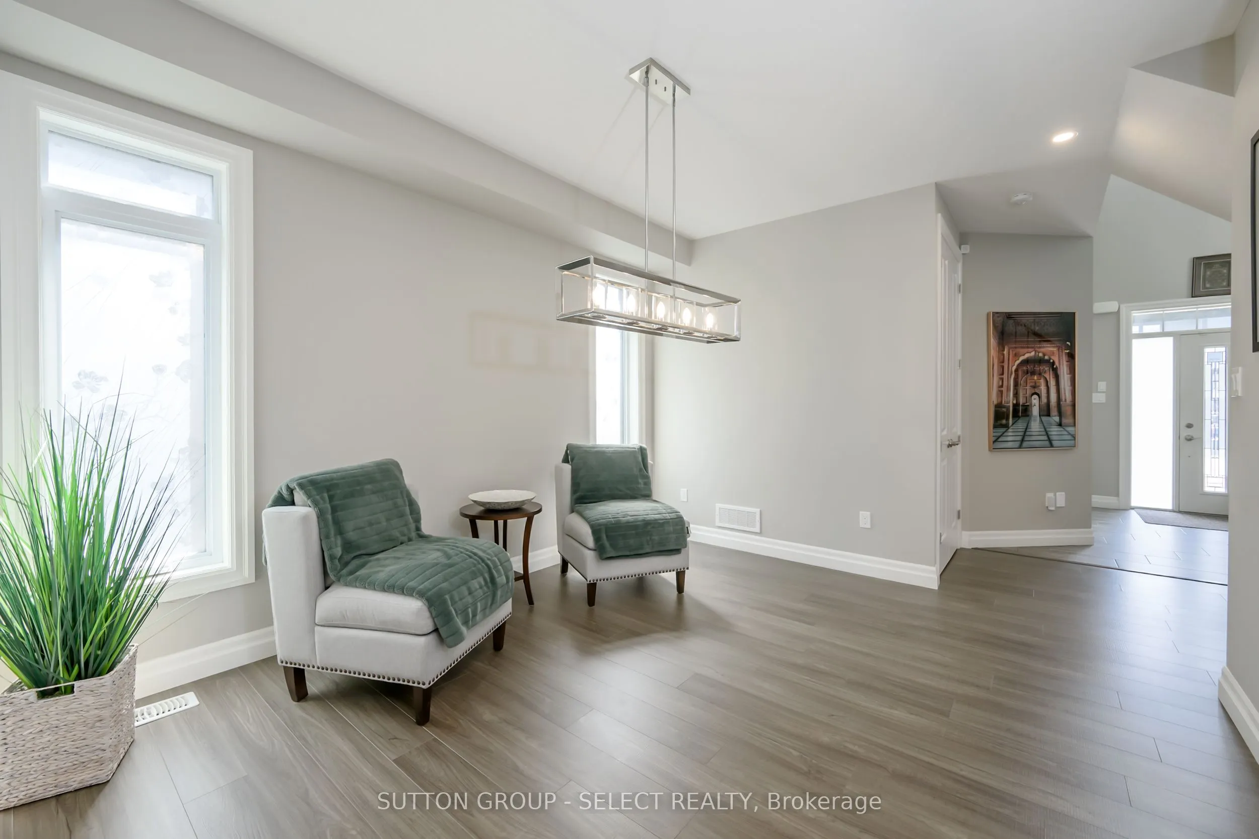 1061 Eagletrace Drive, #33