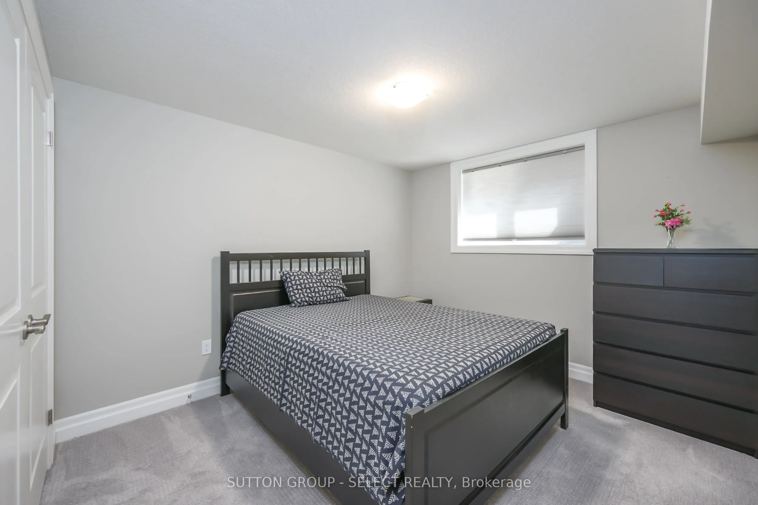 1061 Eagletrace Drive, #33