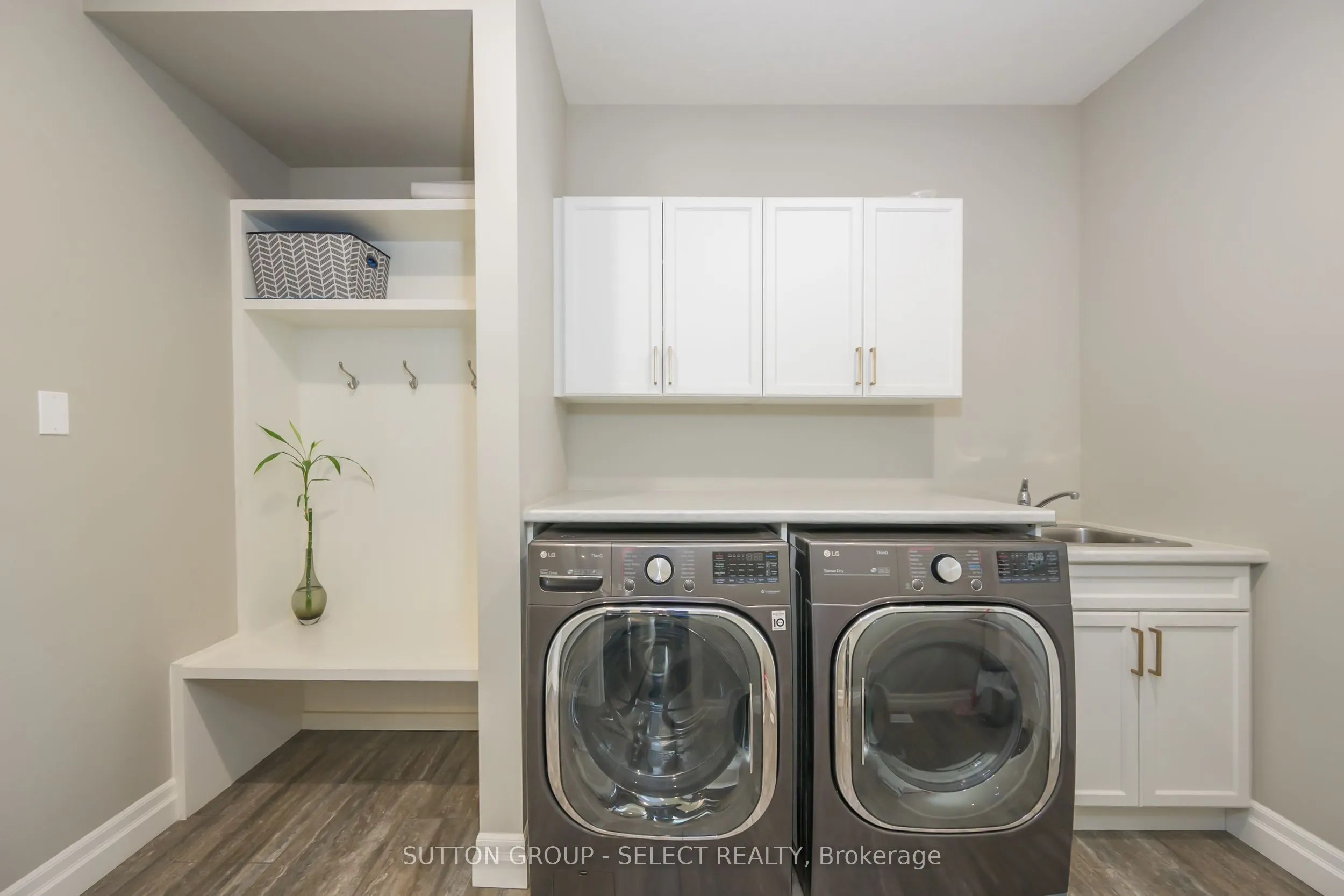 1061 Eagletrace Drive, #33