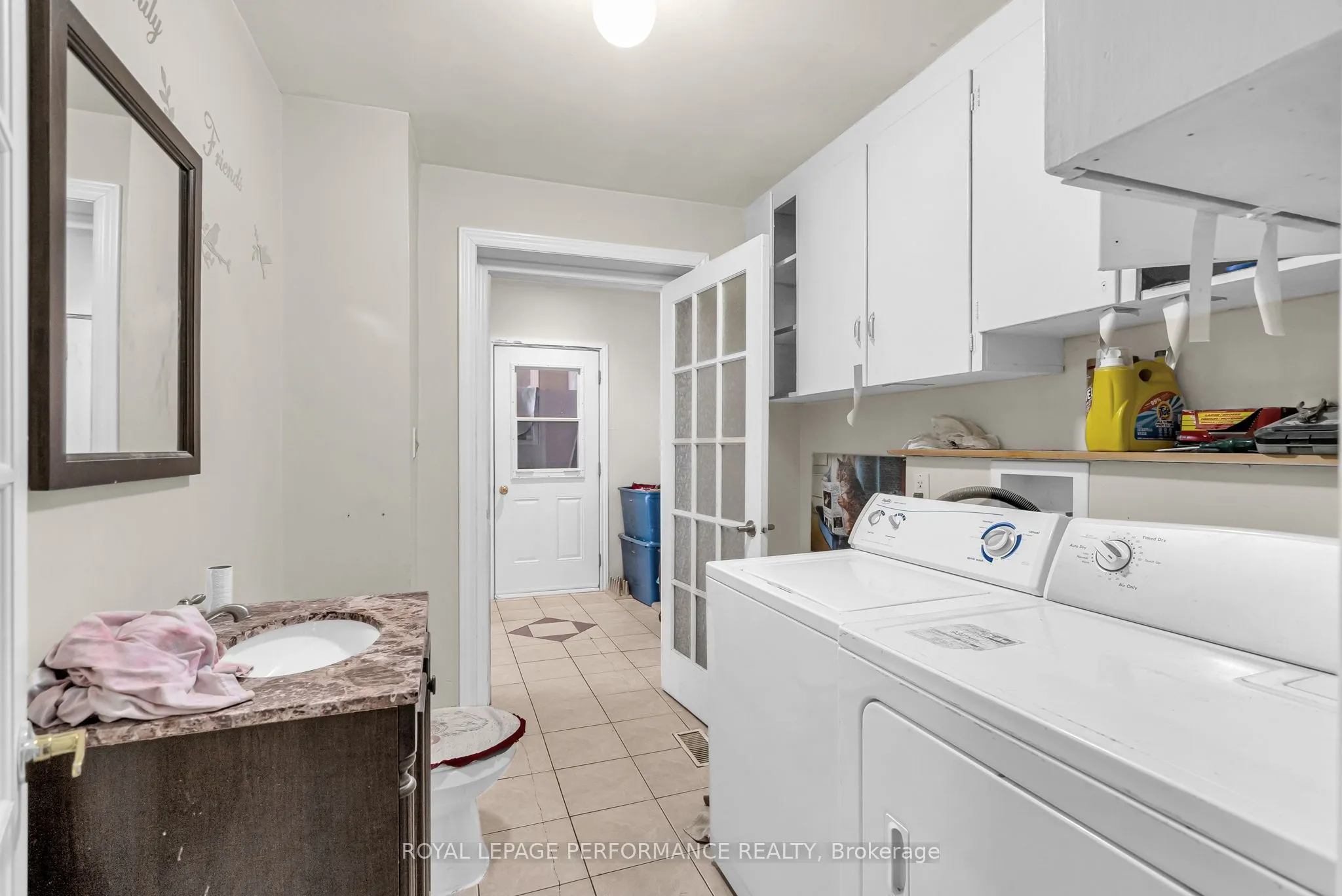 338 Water Street E