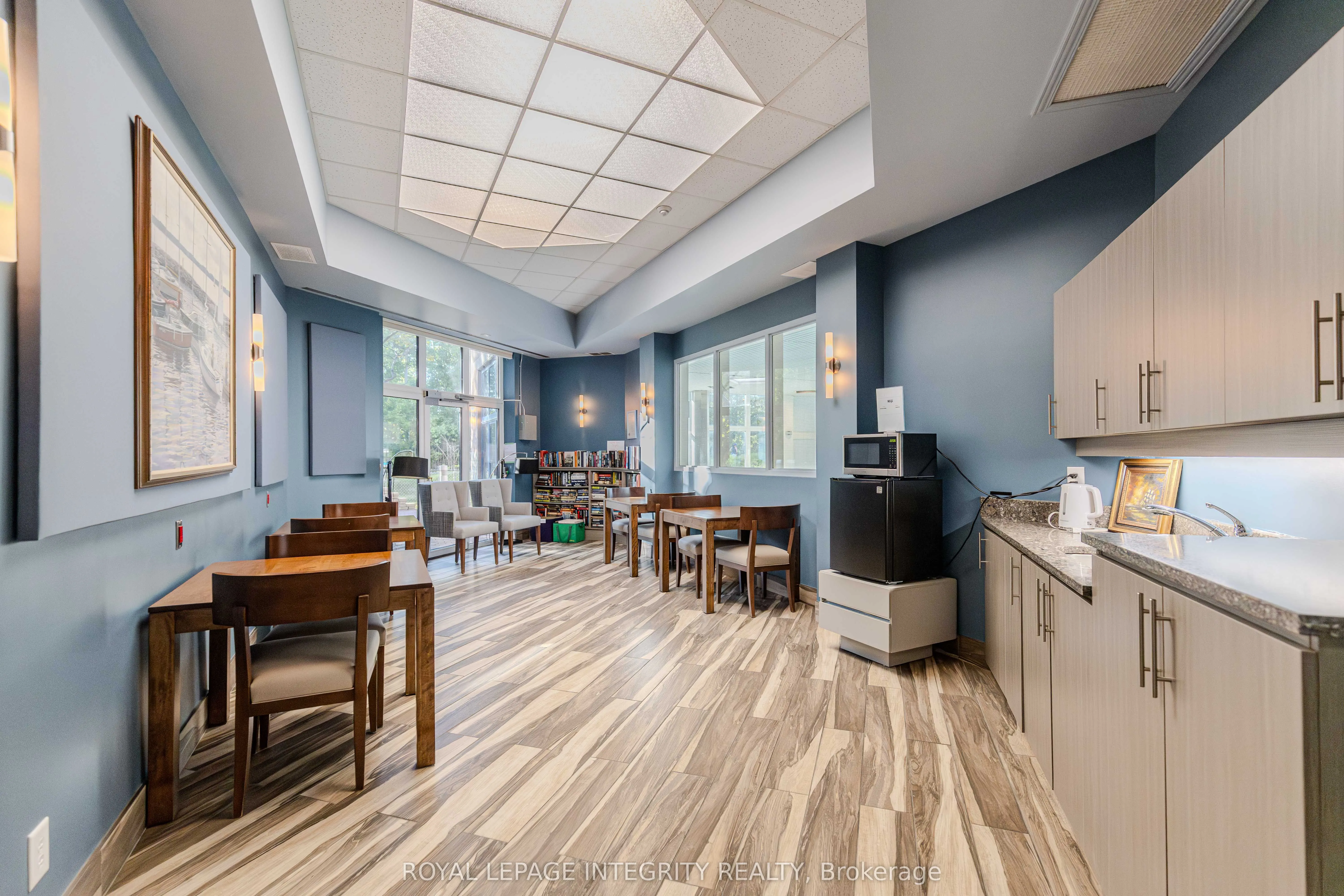 3099 Carling Avenue, #203