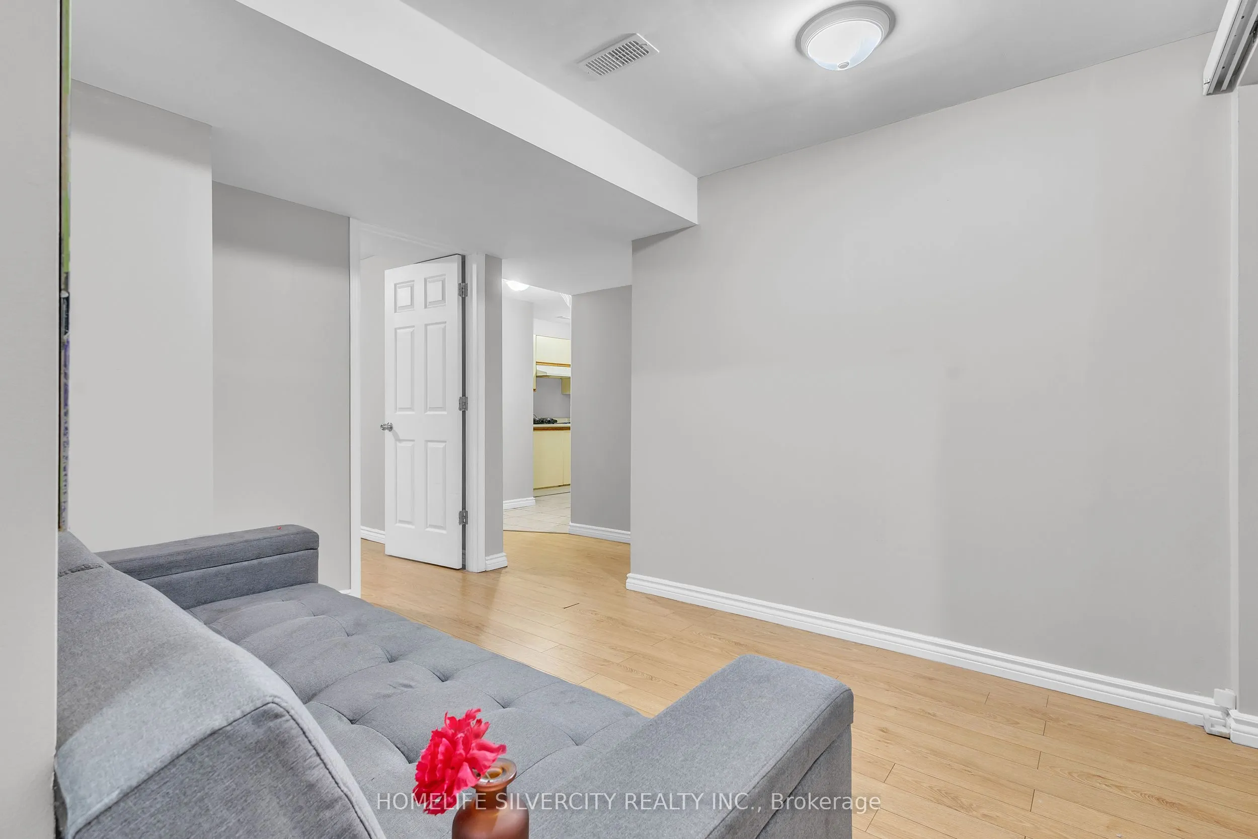 28 Silverthorne Drive