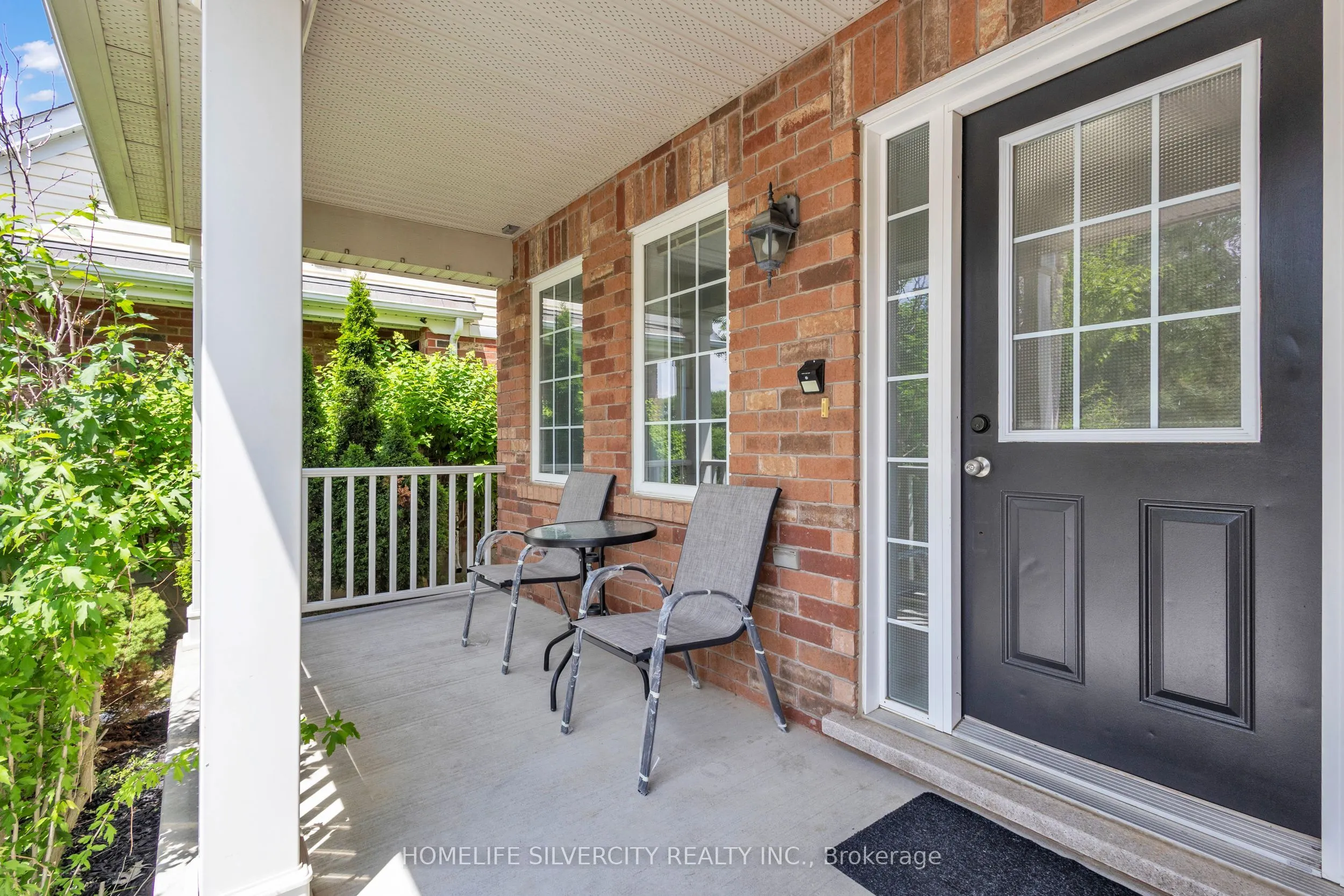 28 Silverthorne Drive