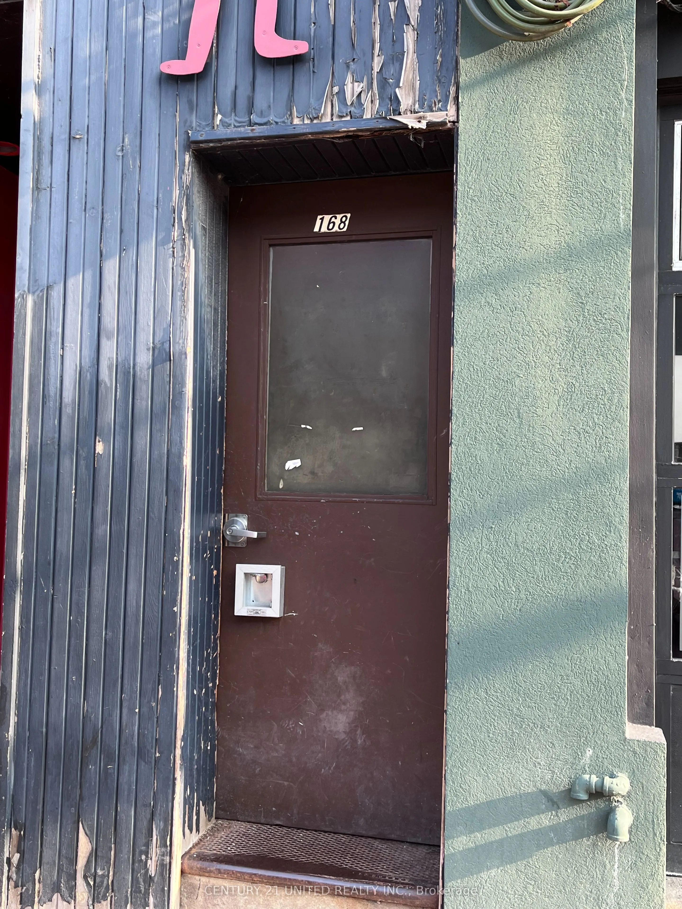 168 Charlotte Street, #4