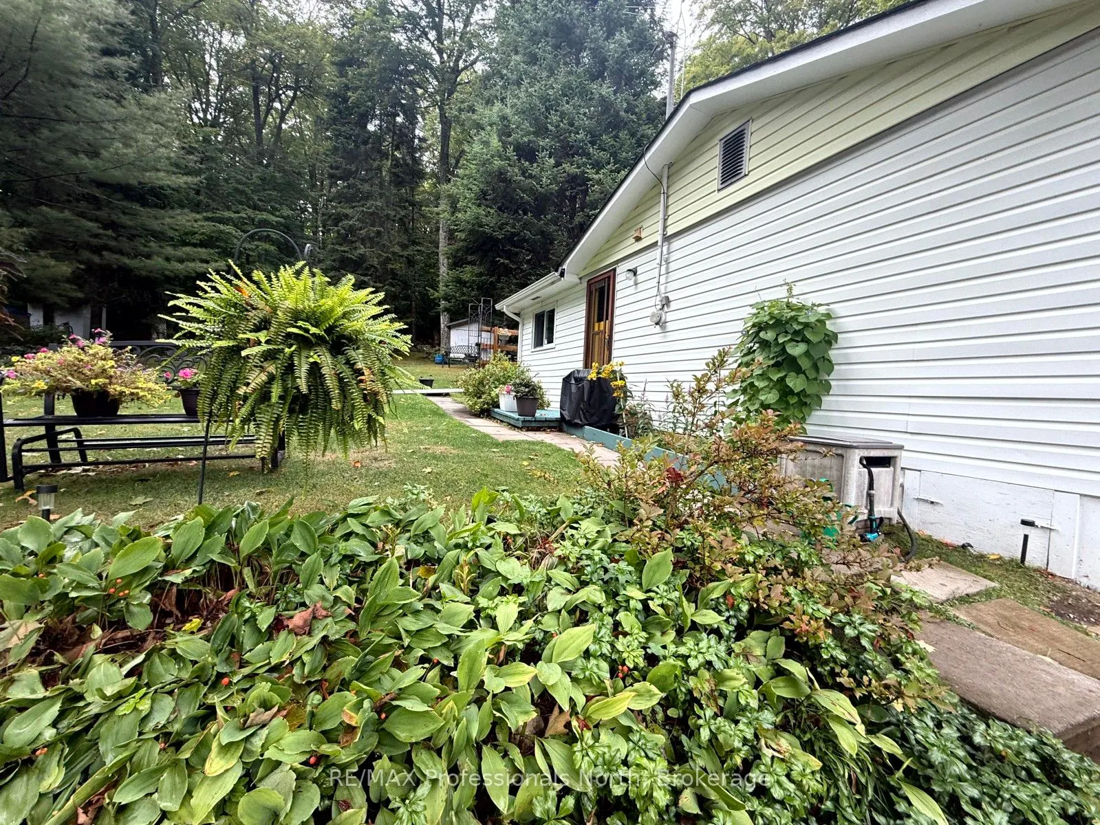 1039 Grace River Road