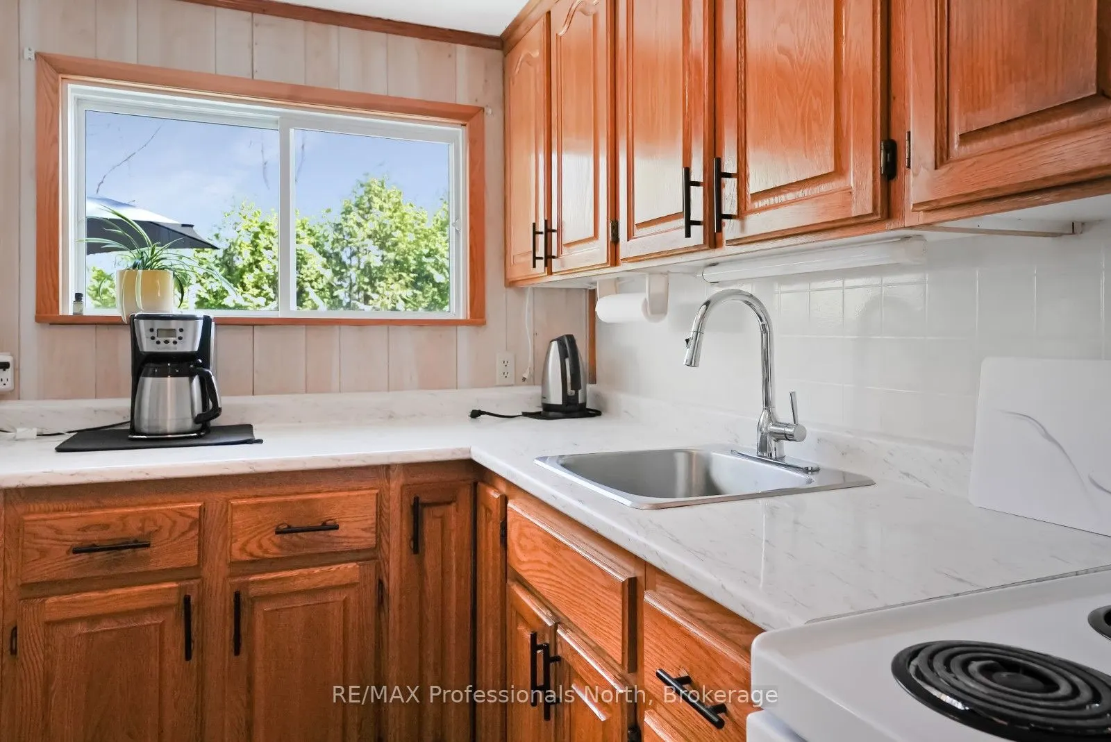 1039 Grace River Road