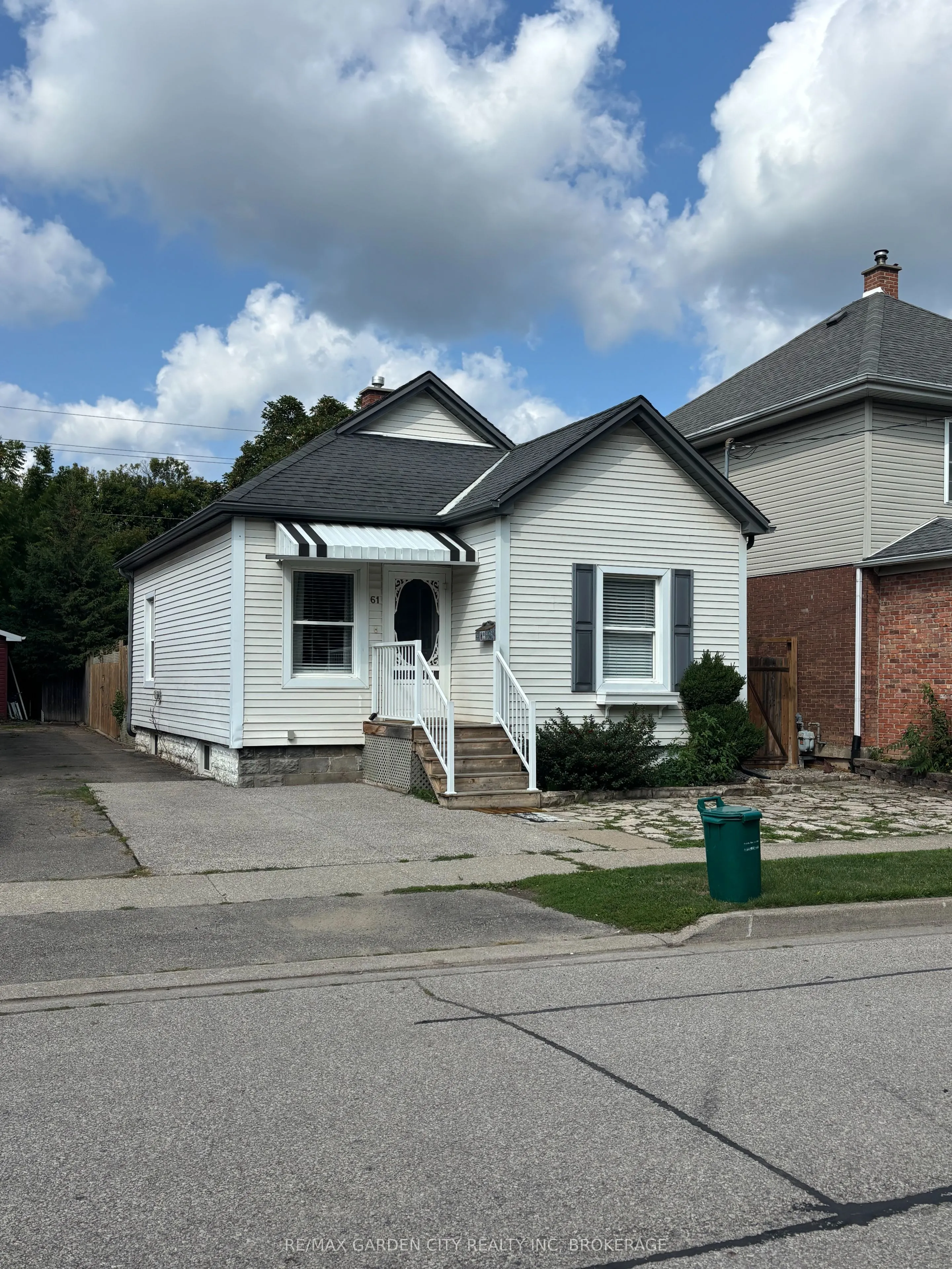 61 Rodman Street