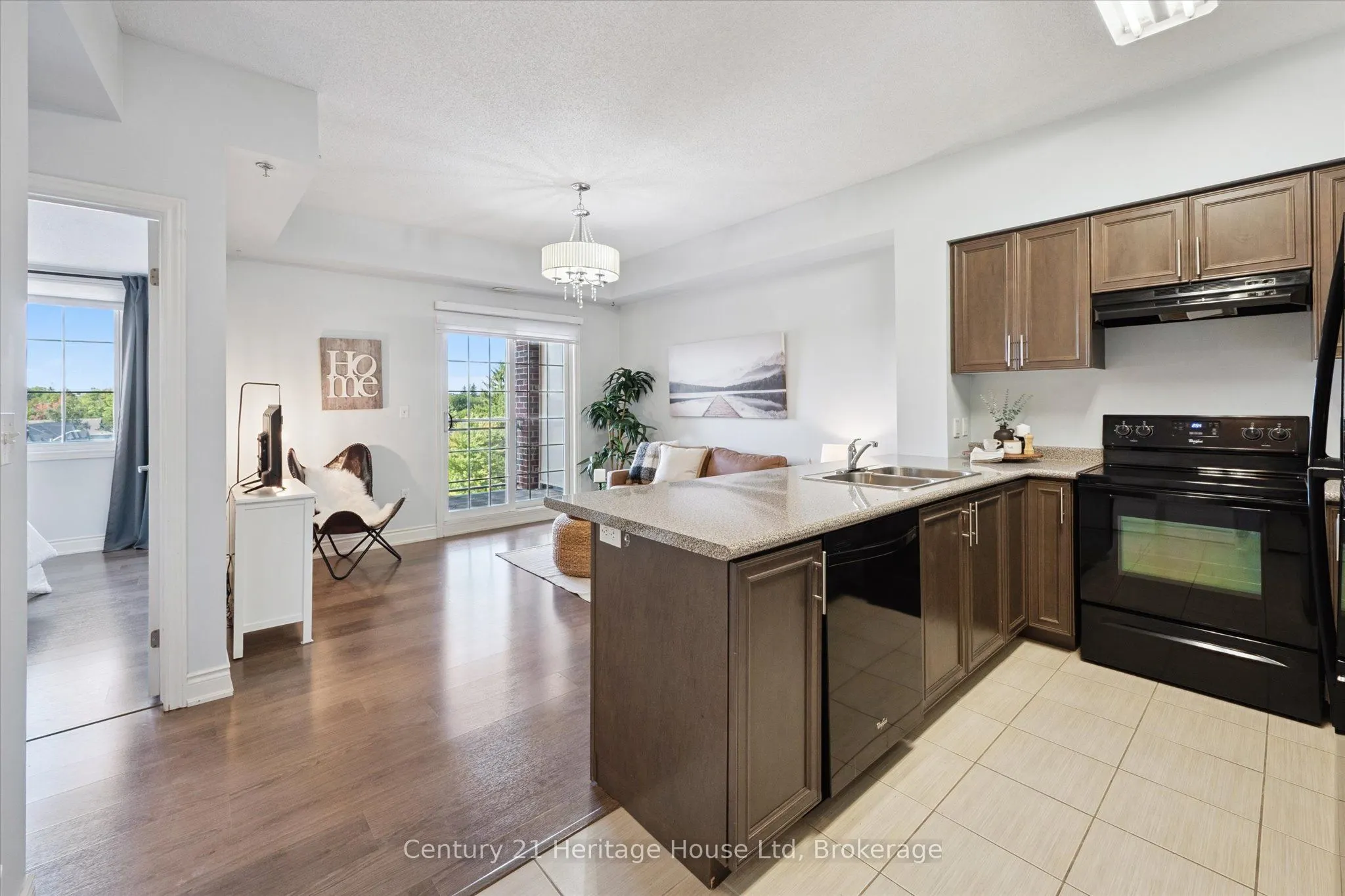 1440 Gordon Street, #404