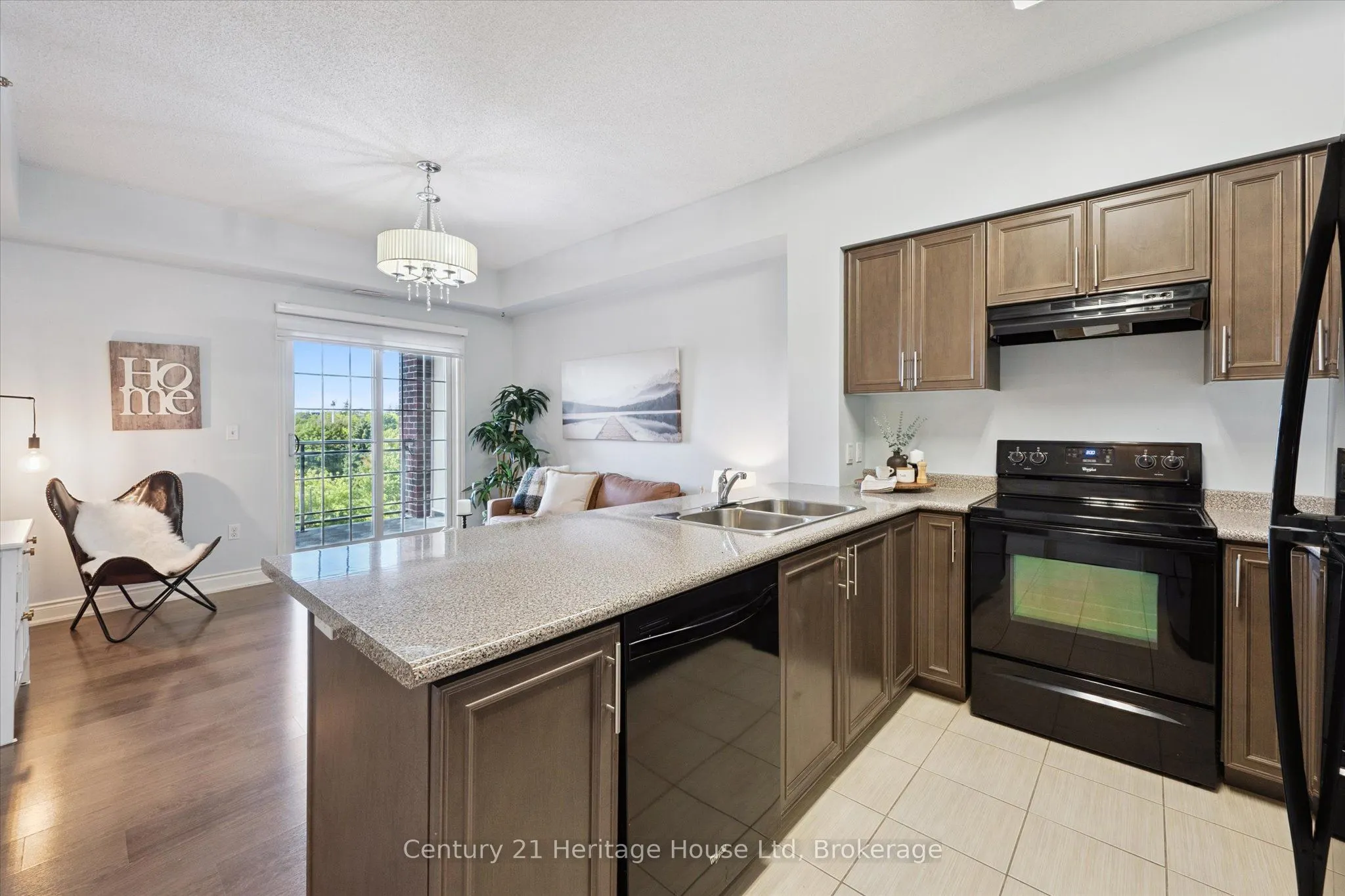 1440 Gordon Street, #404