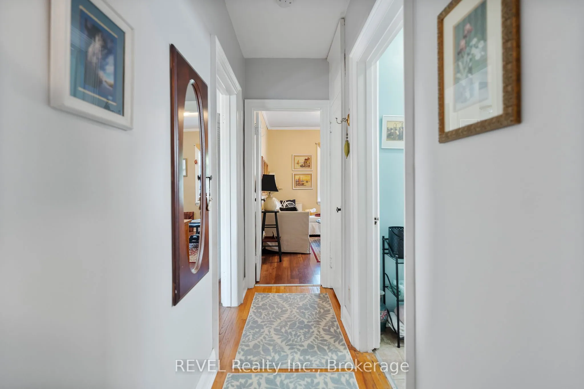 18 CLARE Avenue