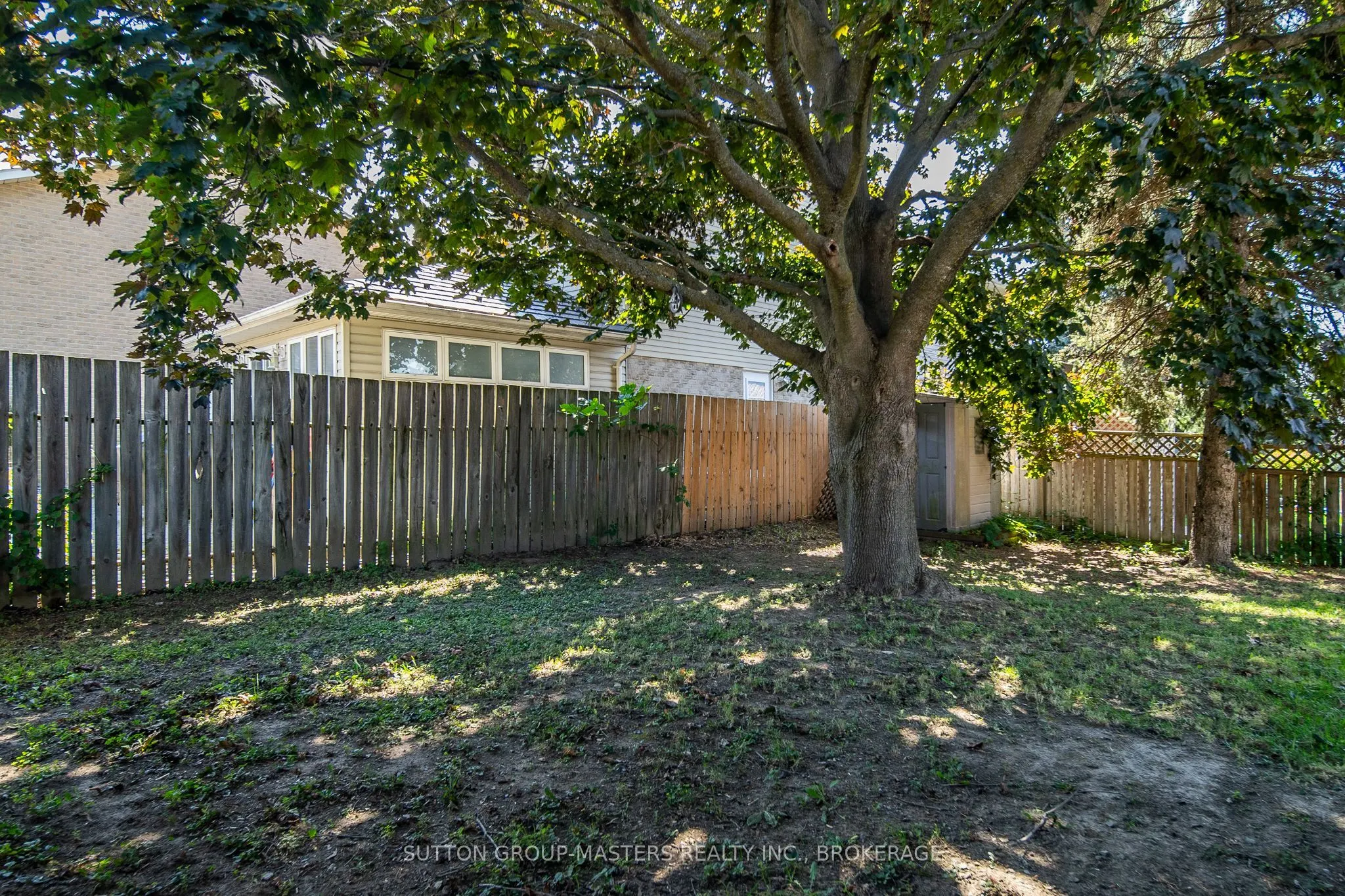 15 WINDFIELD Crescent