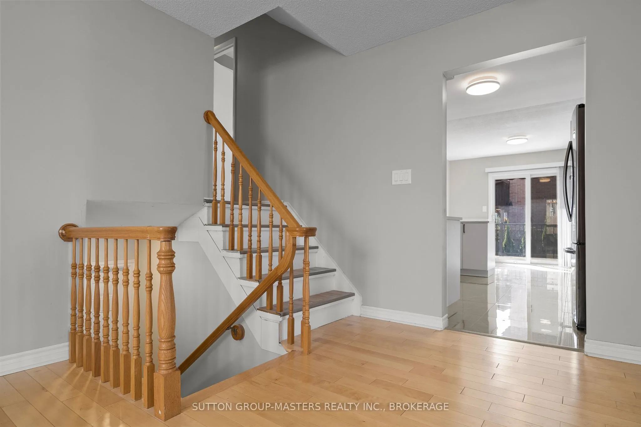15 WINDFIELD Crescent