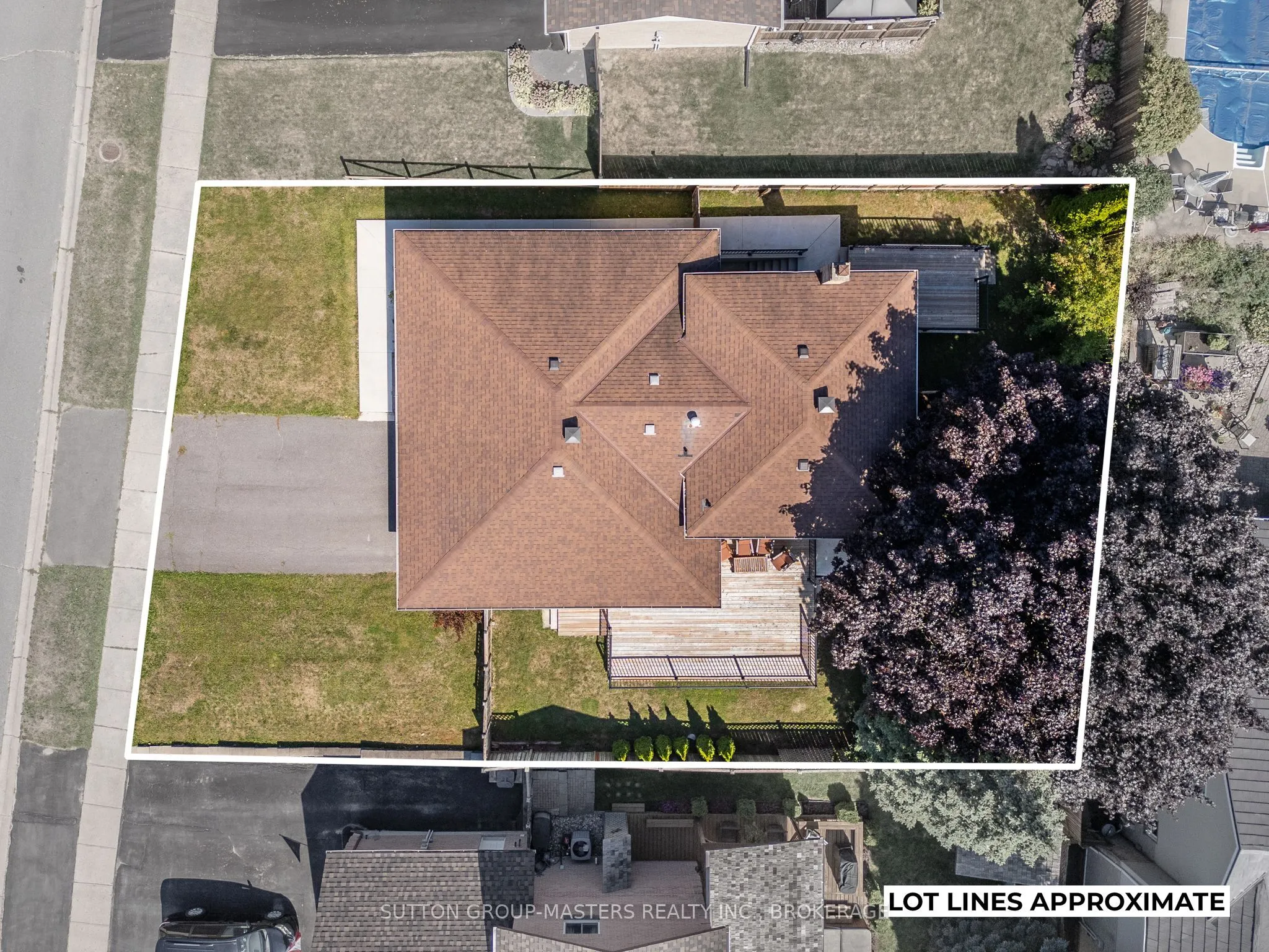15 WINDFIELD Crescent