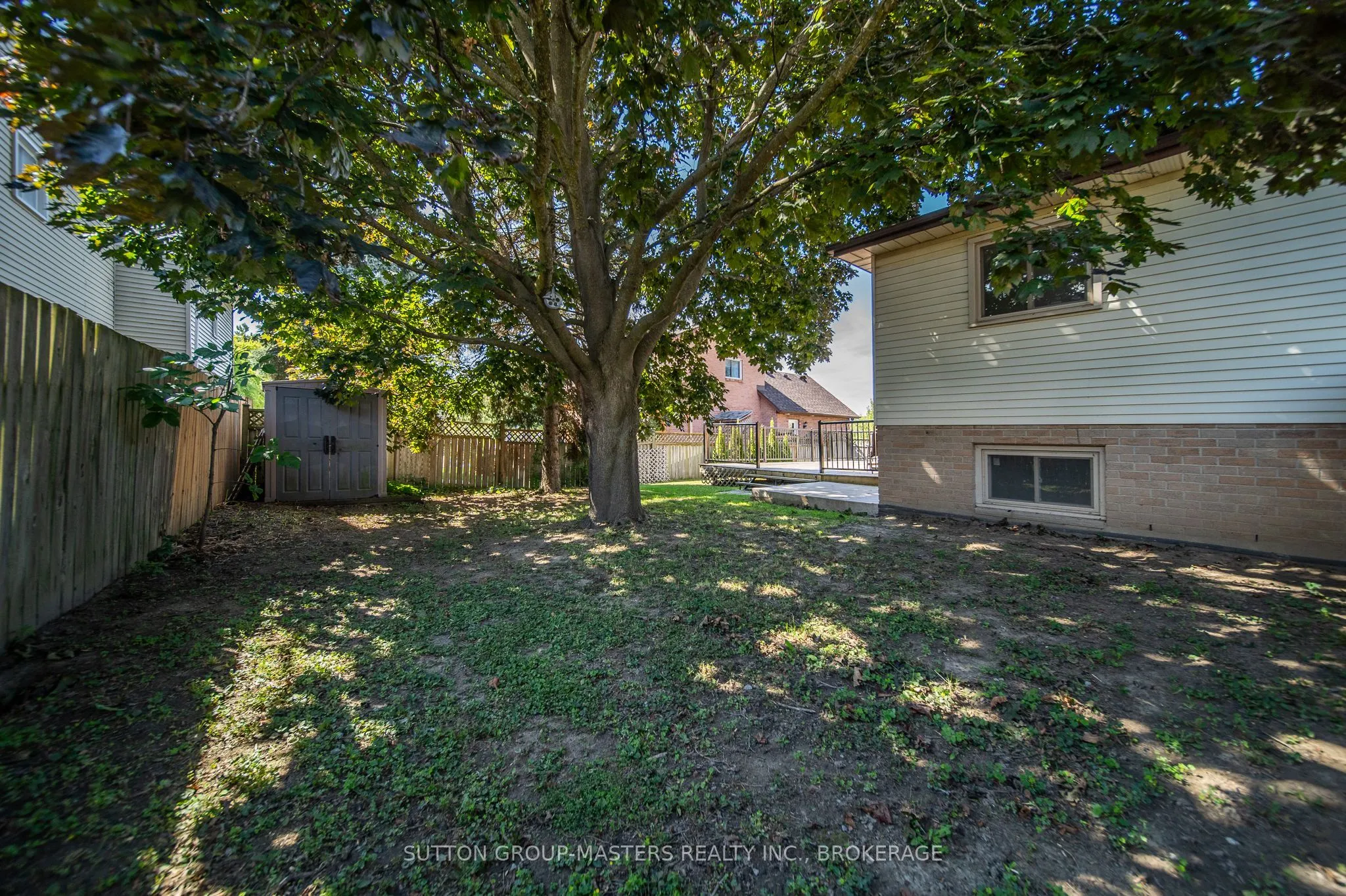 15 WINDFIELD Crescent
