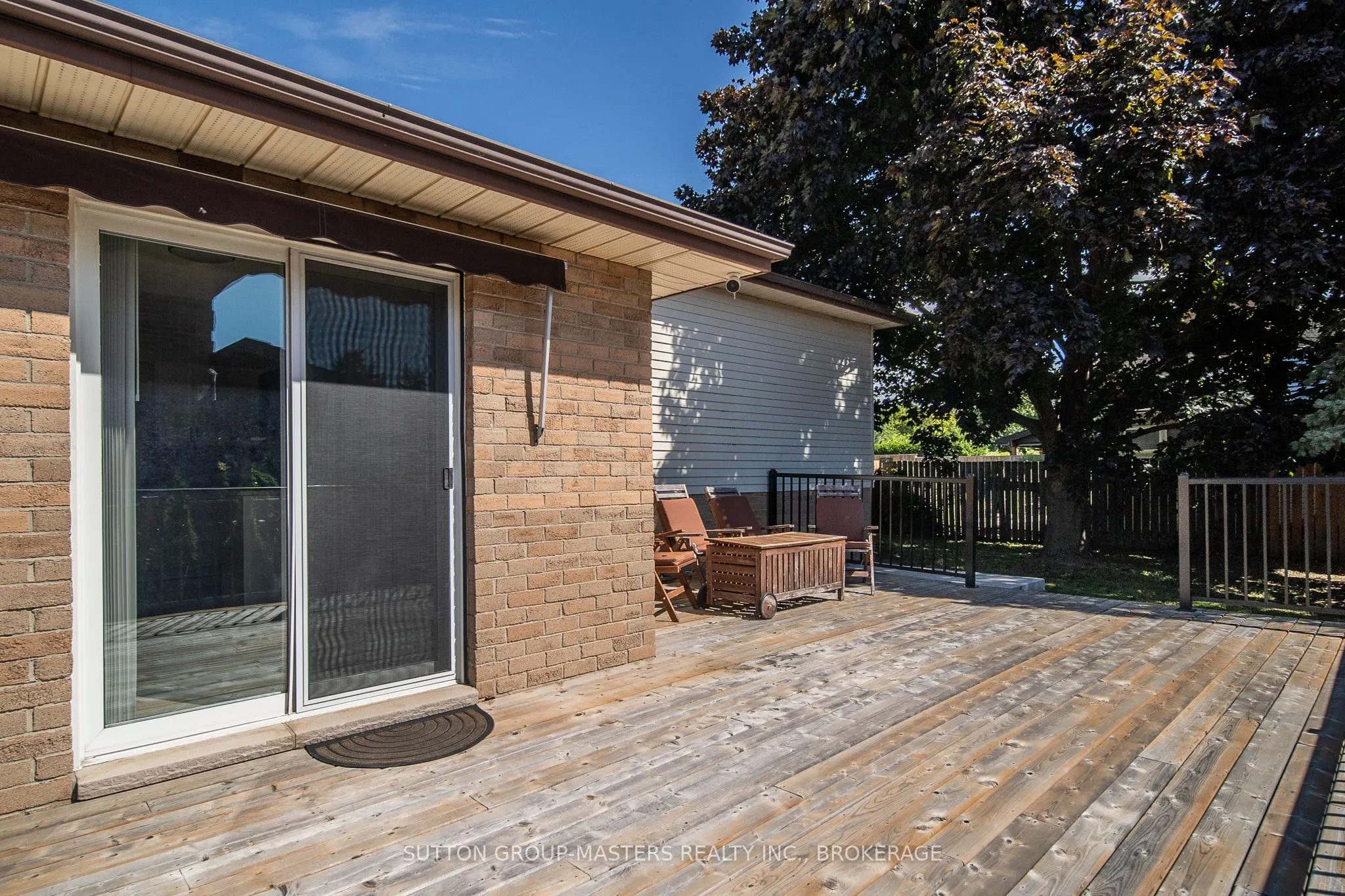 15 WINDFIELD Crescent