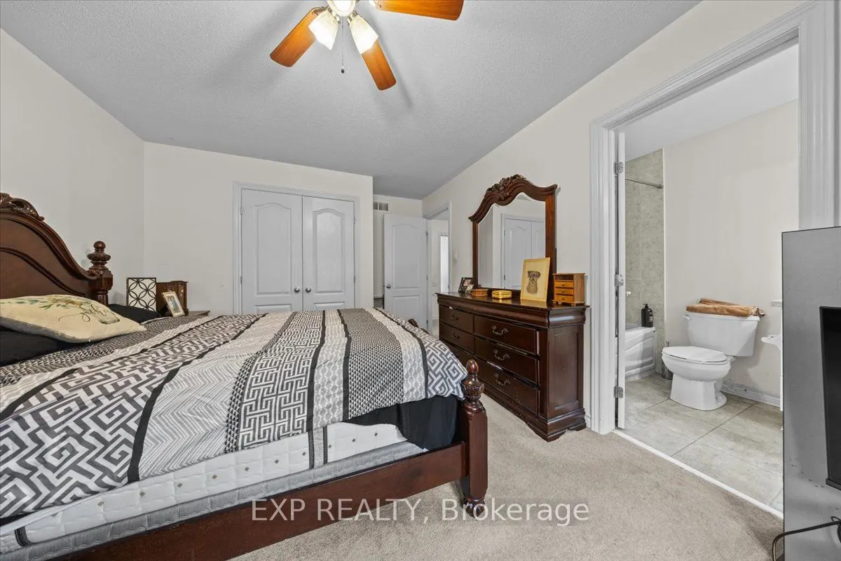 121 Daglan Crescent