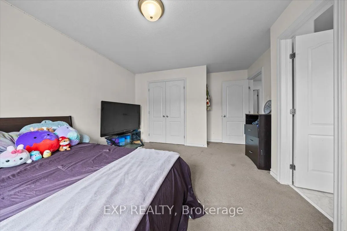 121 Daglan Crescent