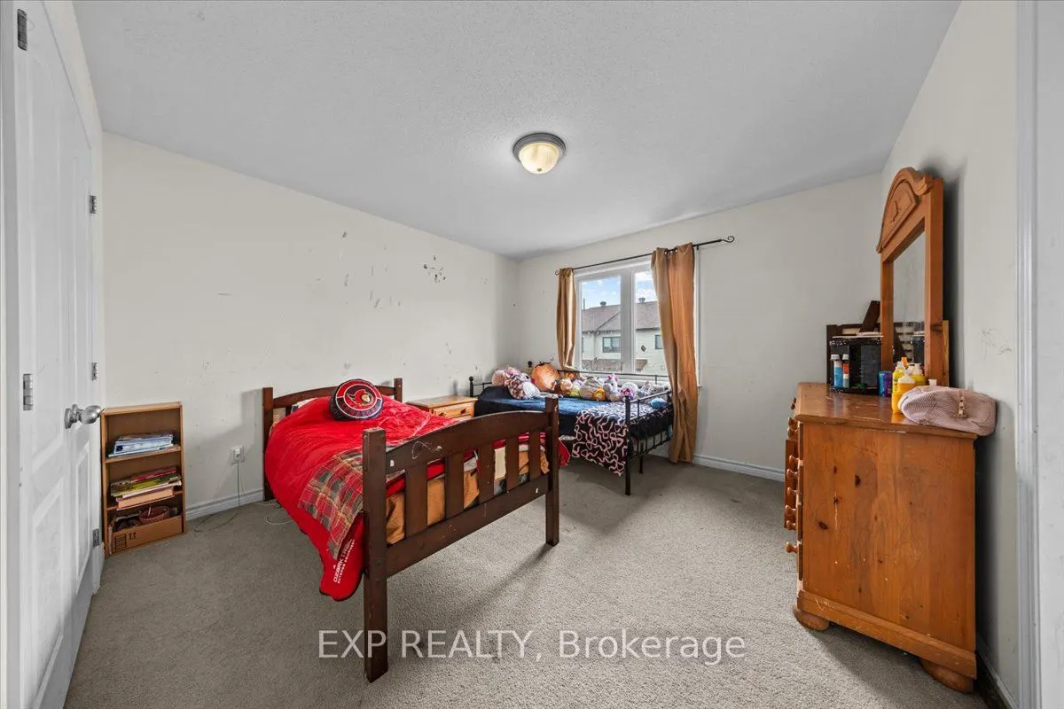 121 Daglan Crescent