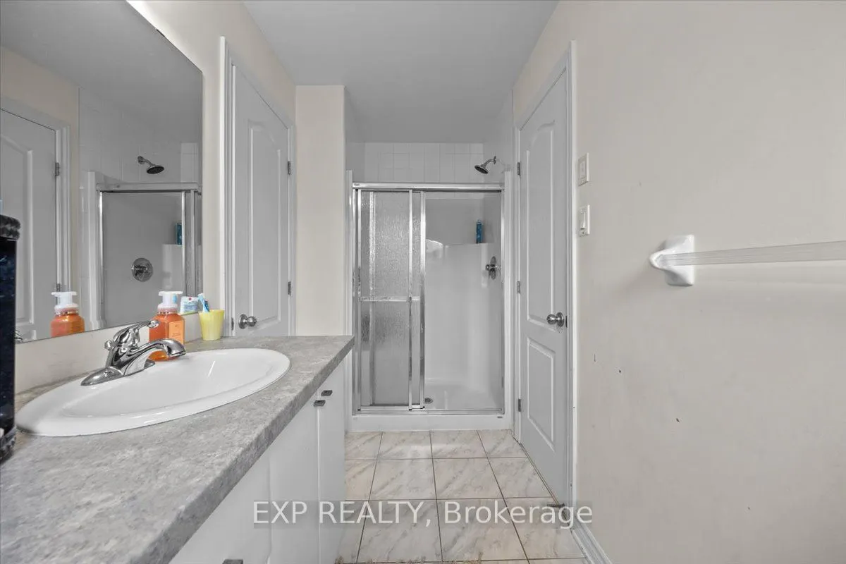 121 Daglan Crescent