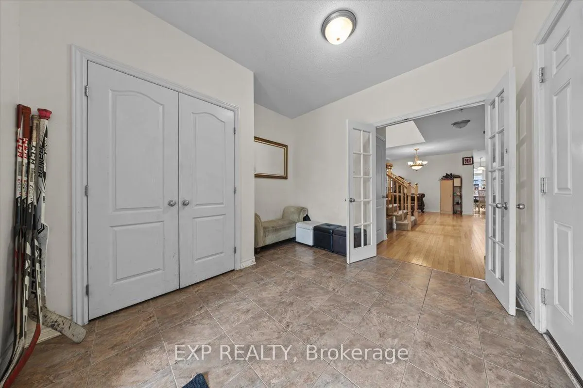 121 Daglan Crescent