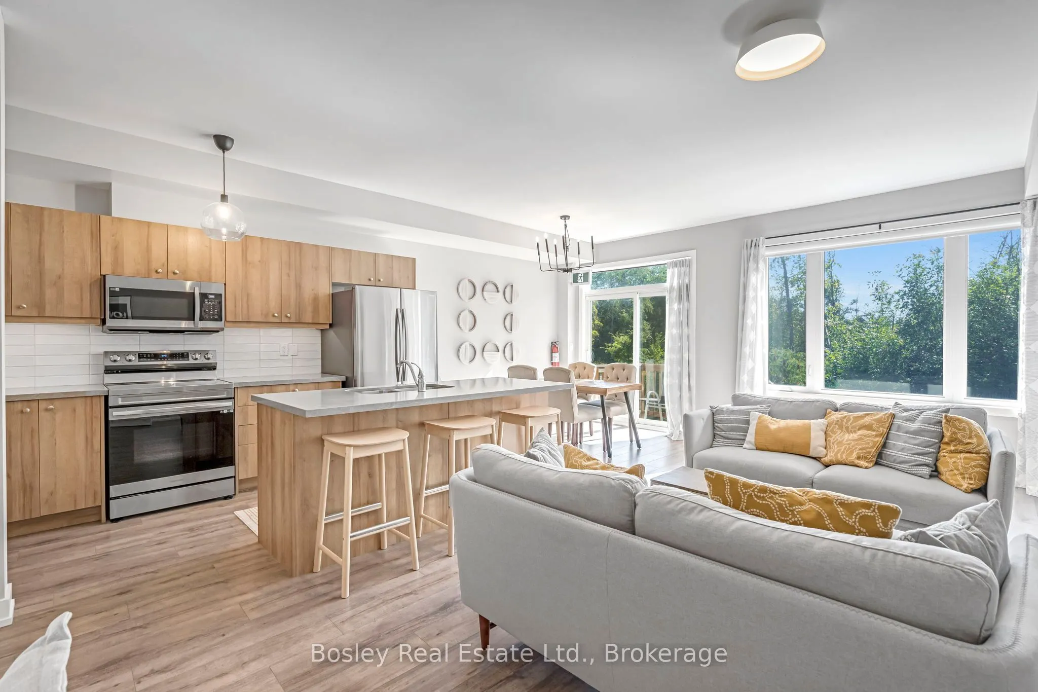 218 Crosswinds Boulevard, #2
