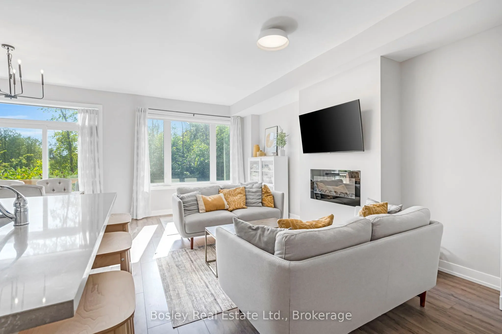 218 Crosswinds Boulevard, #2