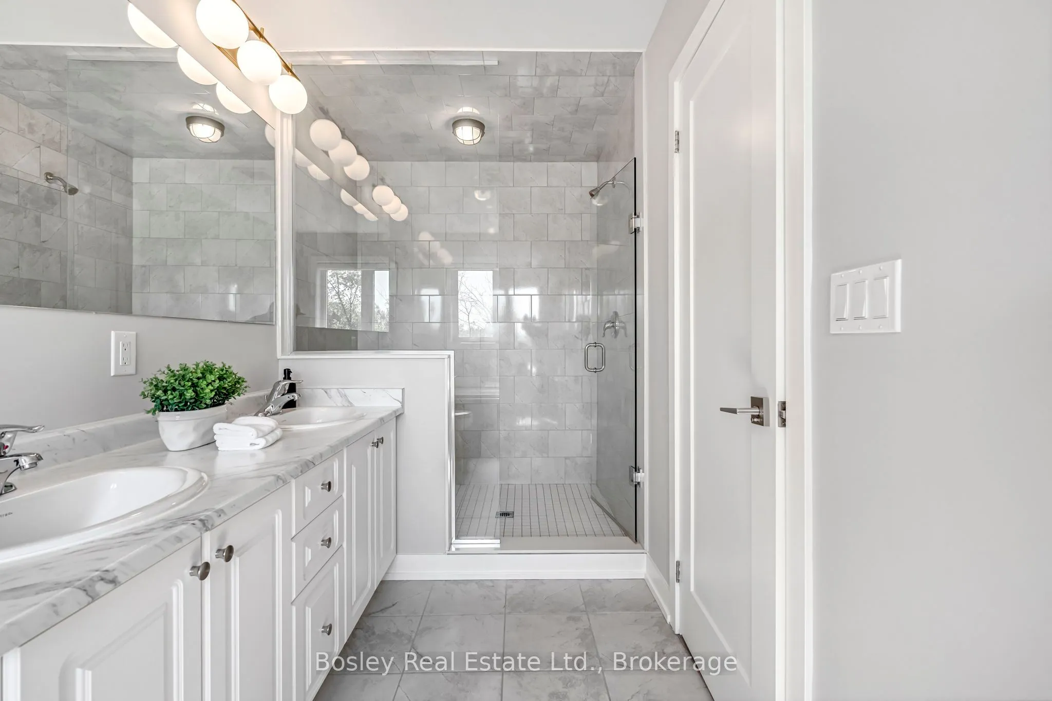 218 Crosswinds Boulevard, #2