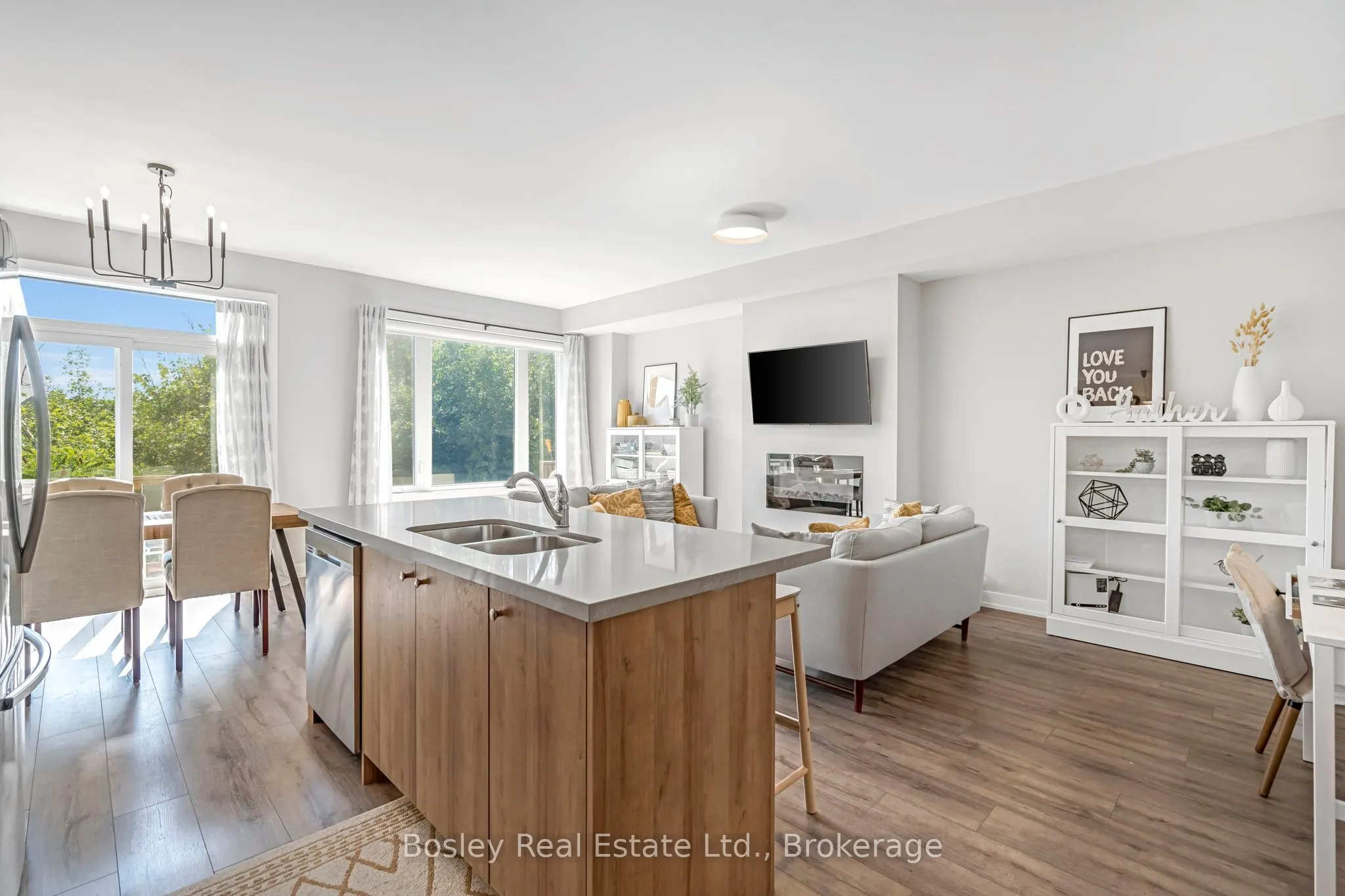 218 Crosswinds Boulevard, #2