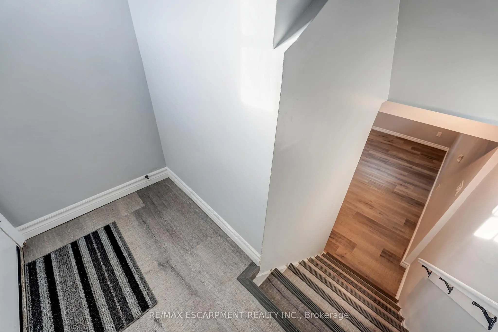 326 East 42nd Street, #2 Lower
